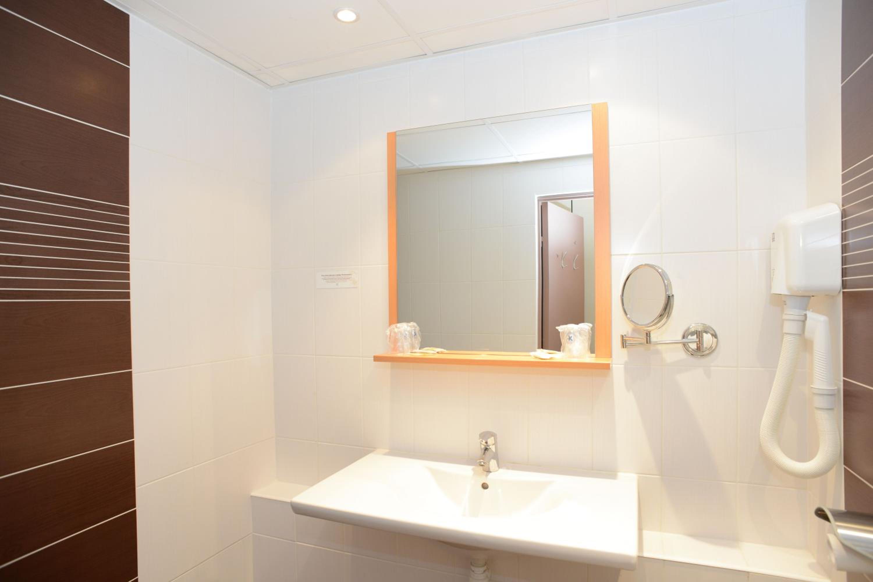 Suite - Photo 2