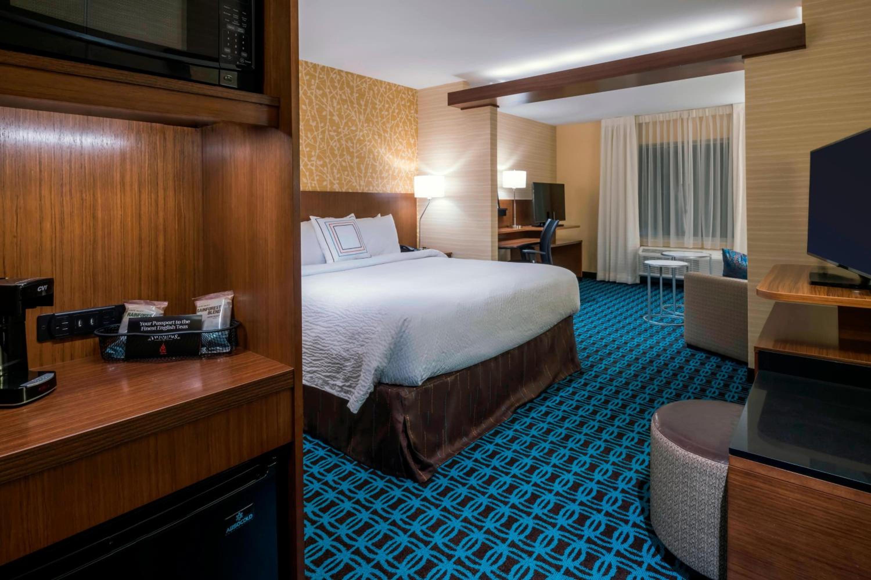King Suite with Roll-In Shower and Sofa Bed - Mobility Access/Hearing Accessible photo 3
