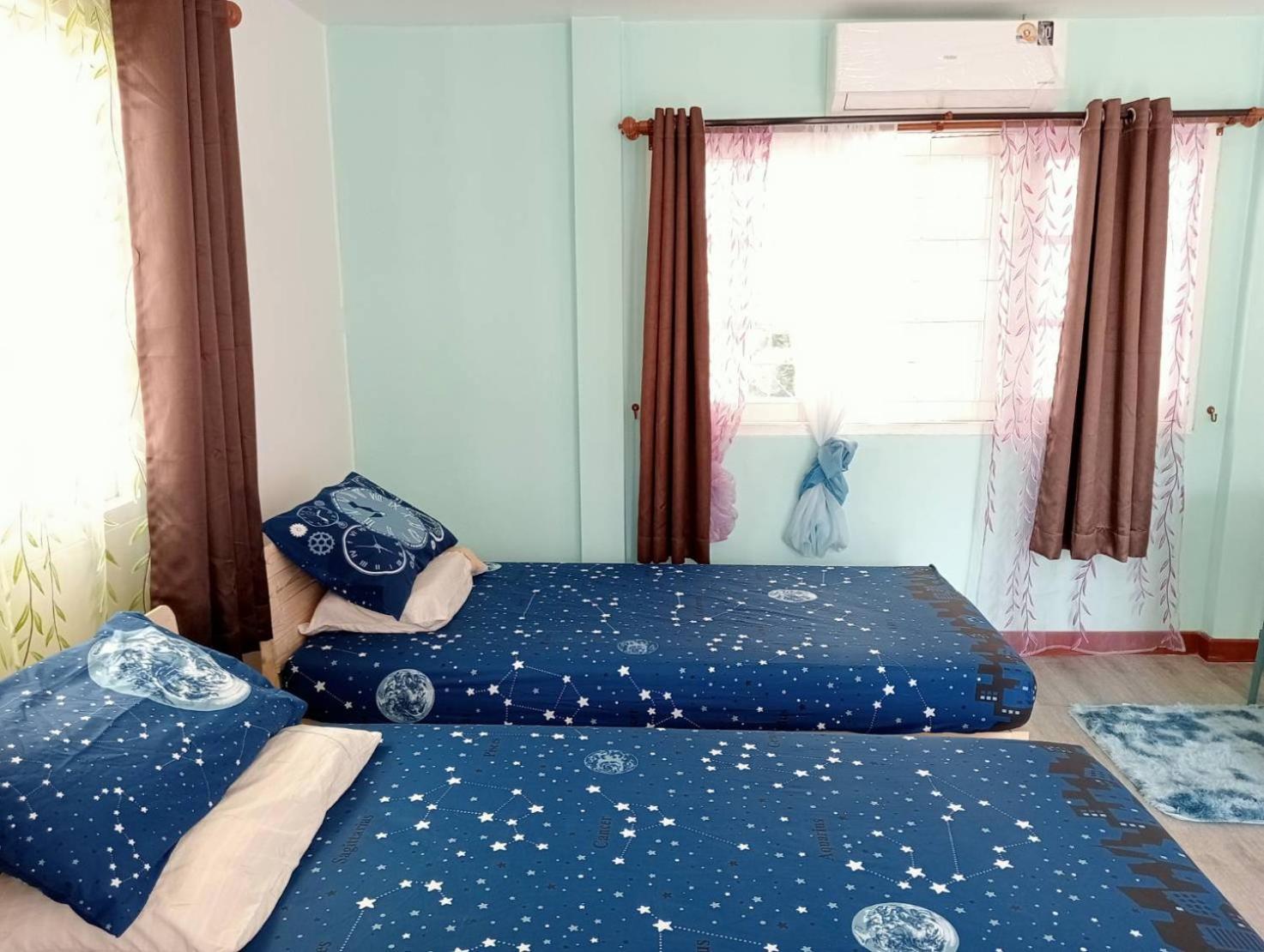 Deluxe Twin Room photo 3