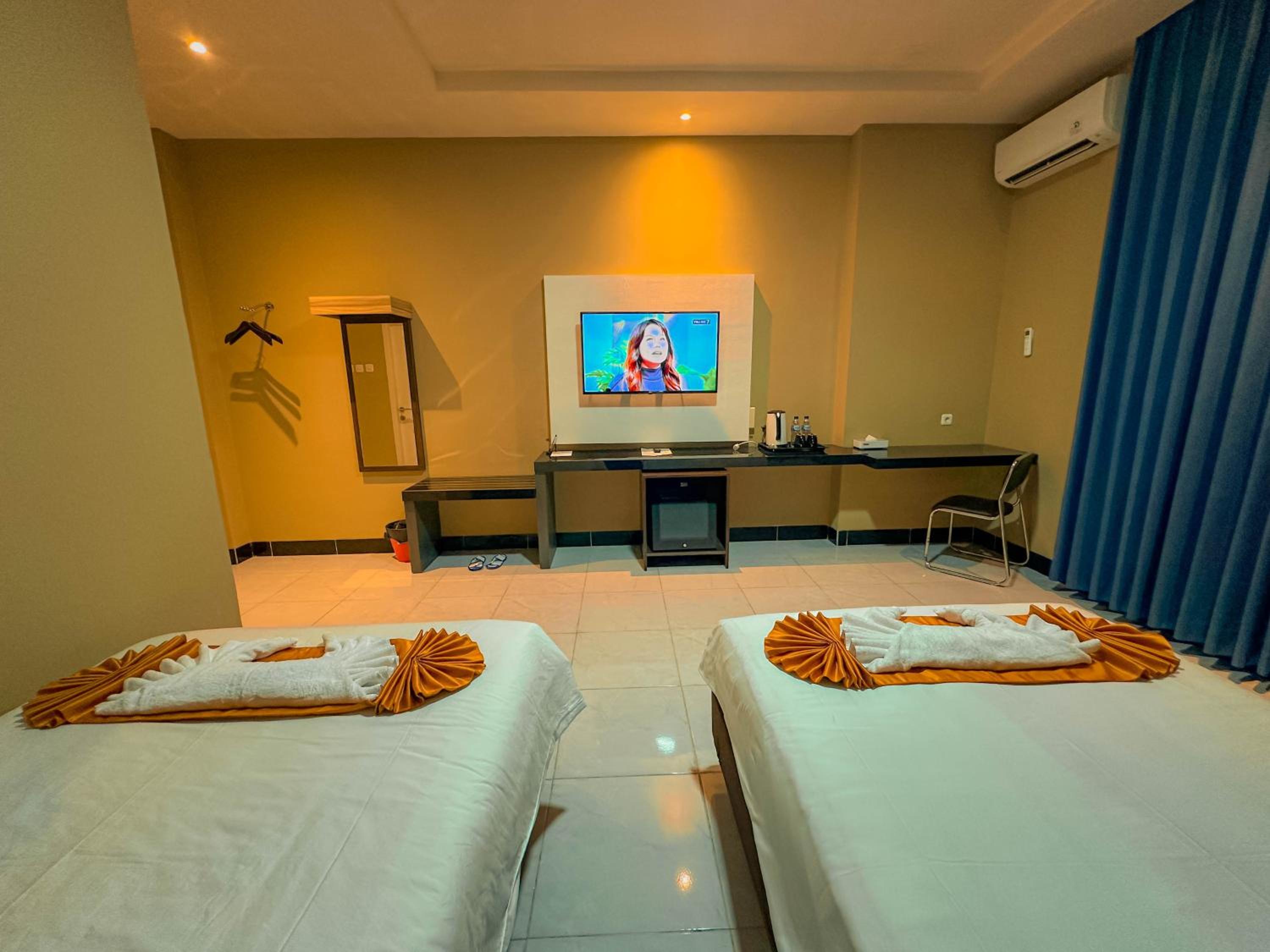 Deluxe Twin Room