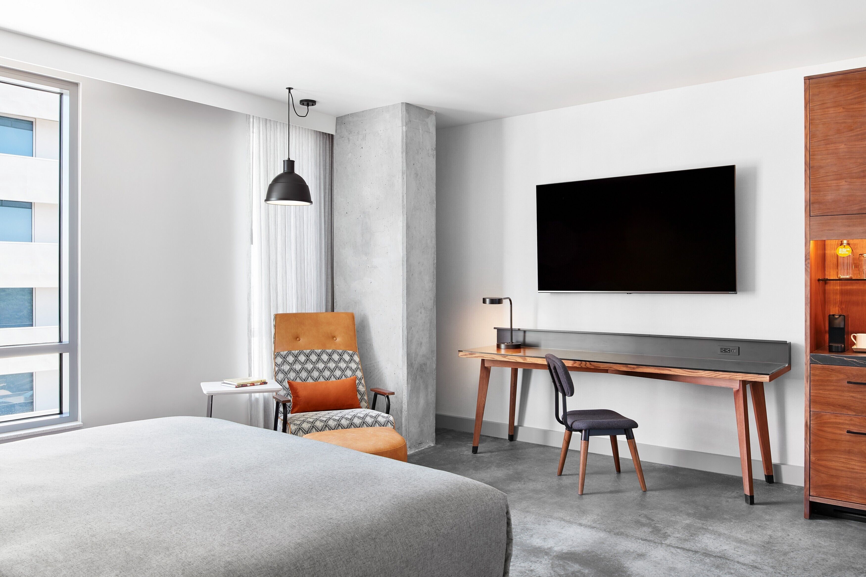 1 King Bed Premium Room photo 1