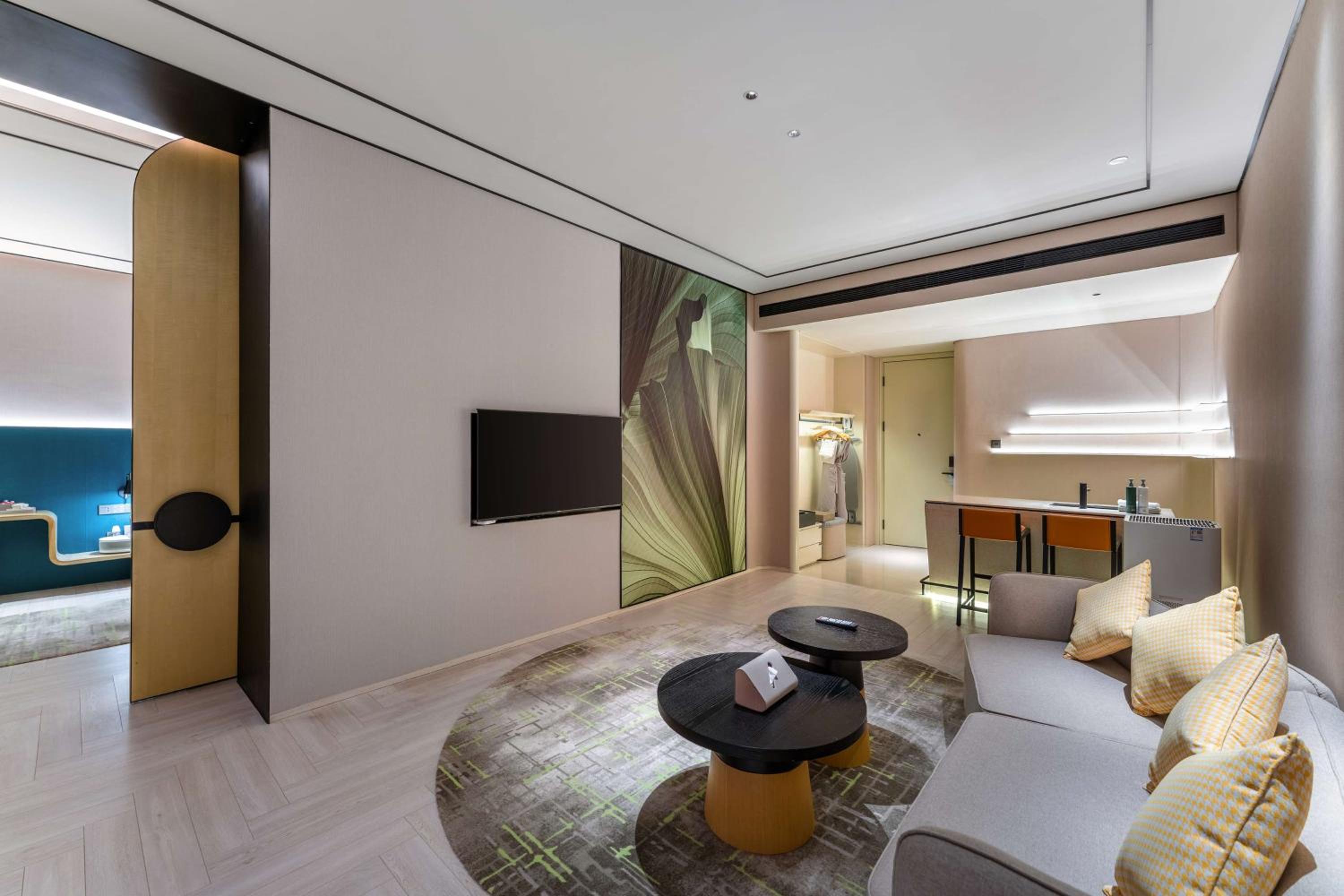 Deluxe Family Suite photo 1