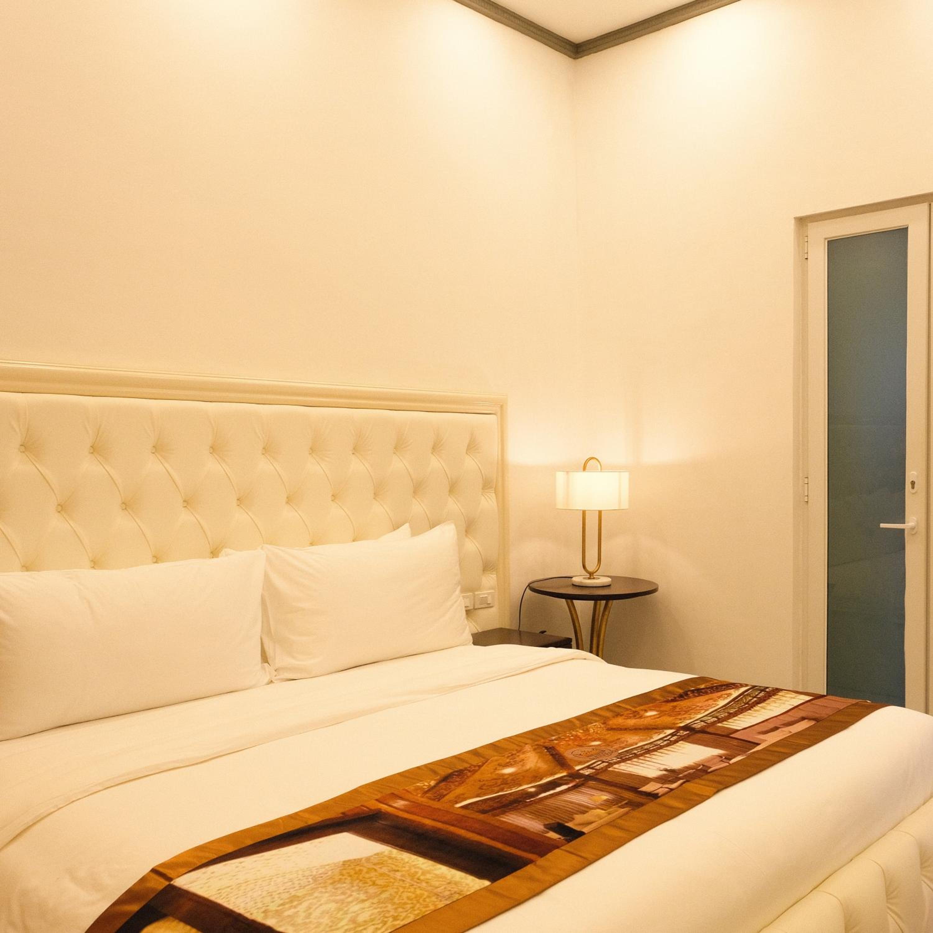 Trianon King Boutique Villa - Photo 1