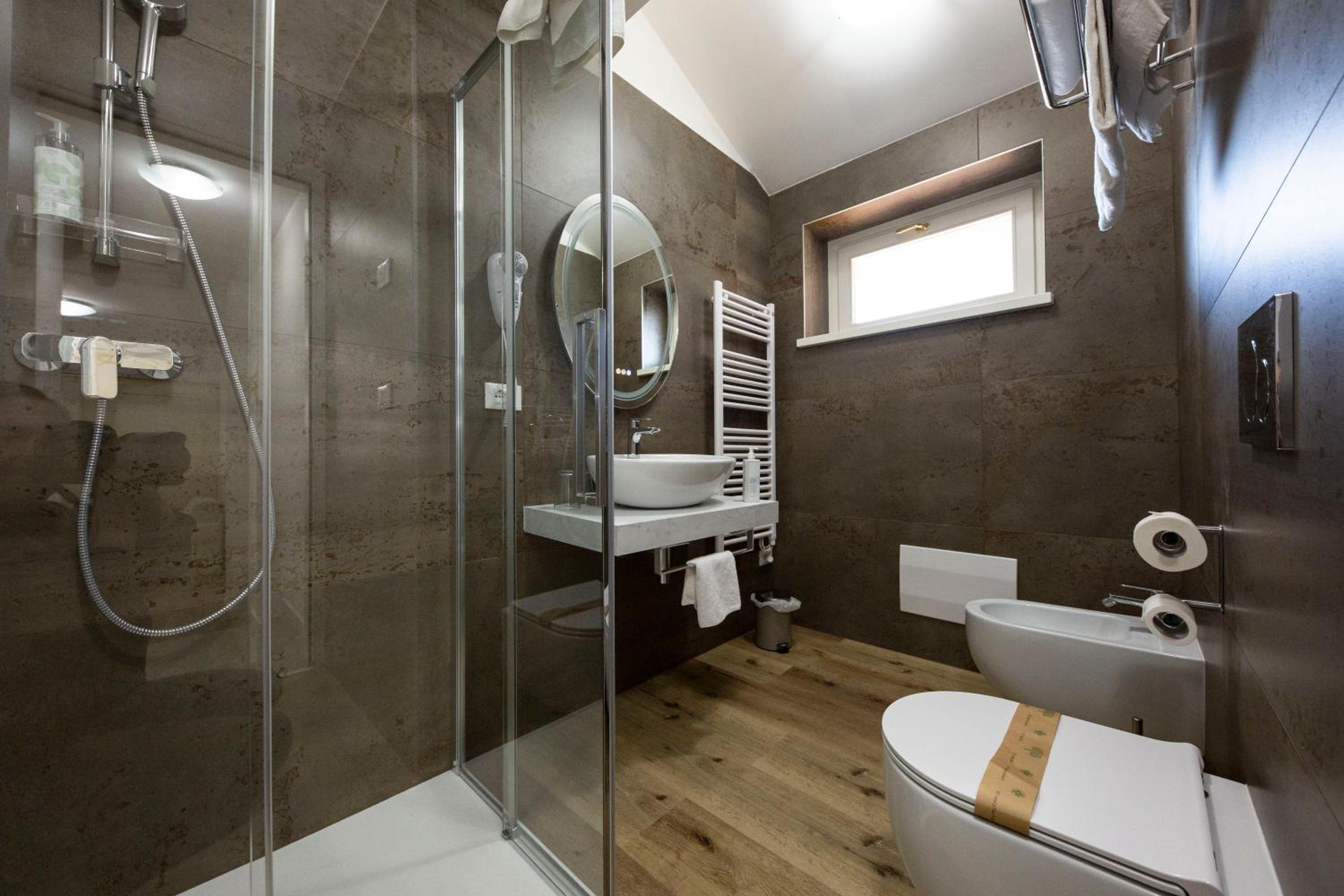 Superior Quadruple Room photo 1