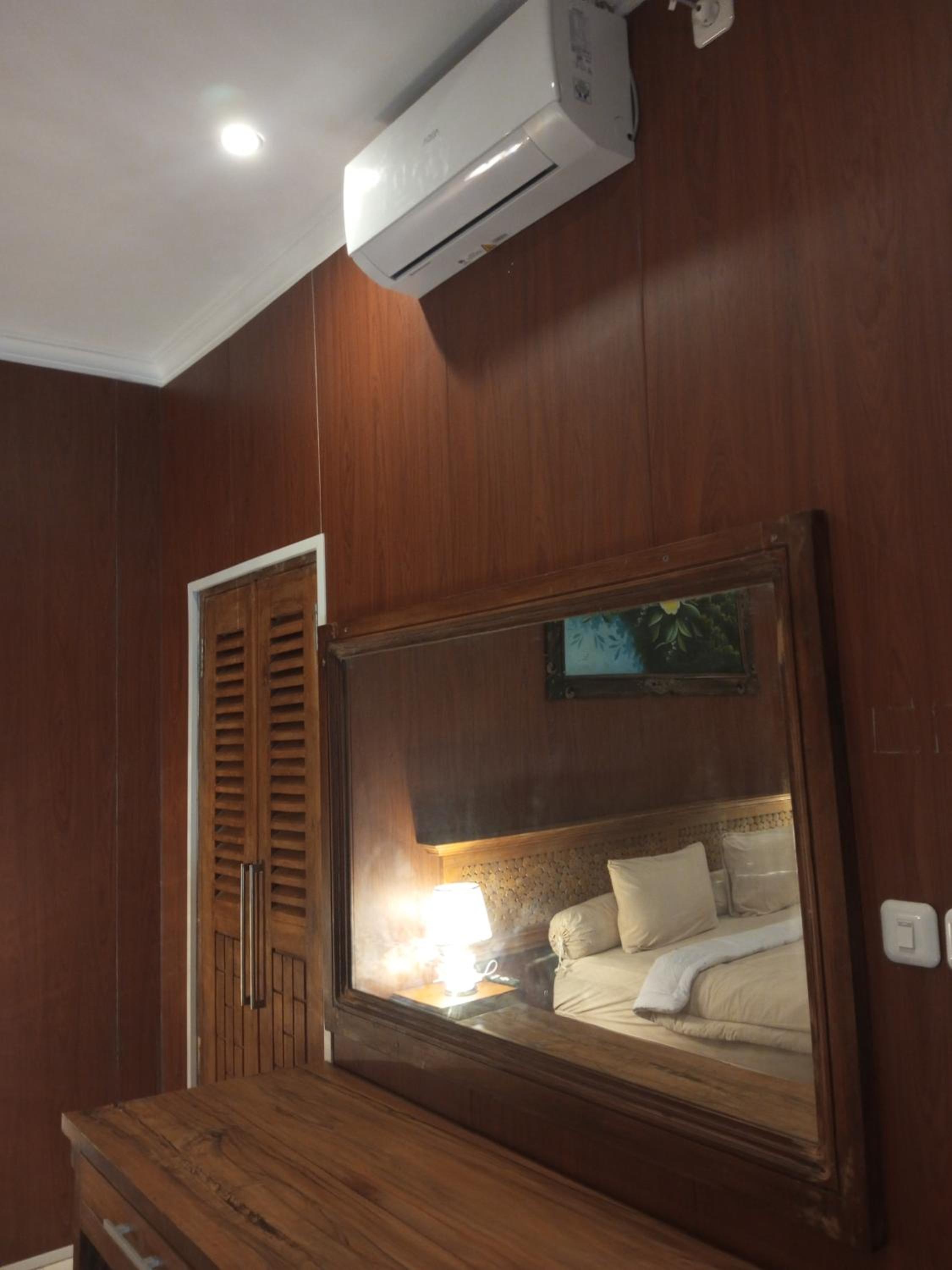 King Room with Pool View - Photo 2