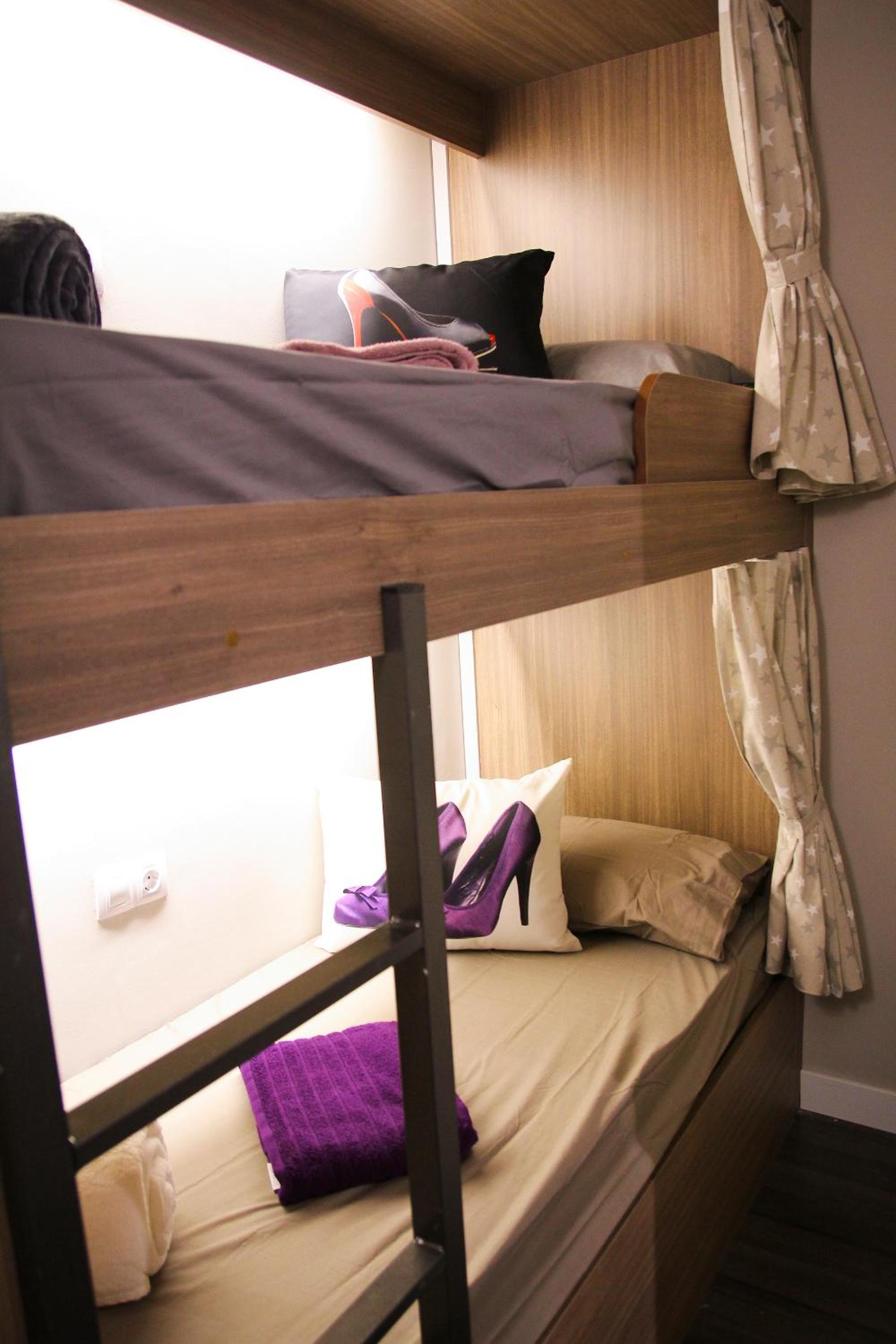 Single Bed in Mixed Dormitory Room photo 2