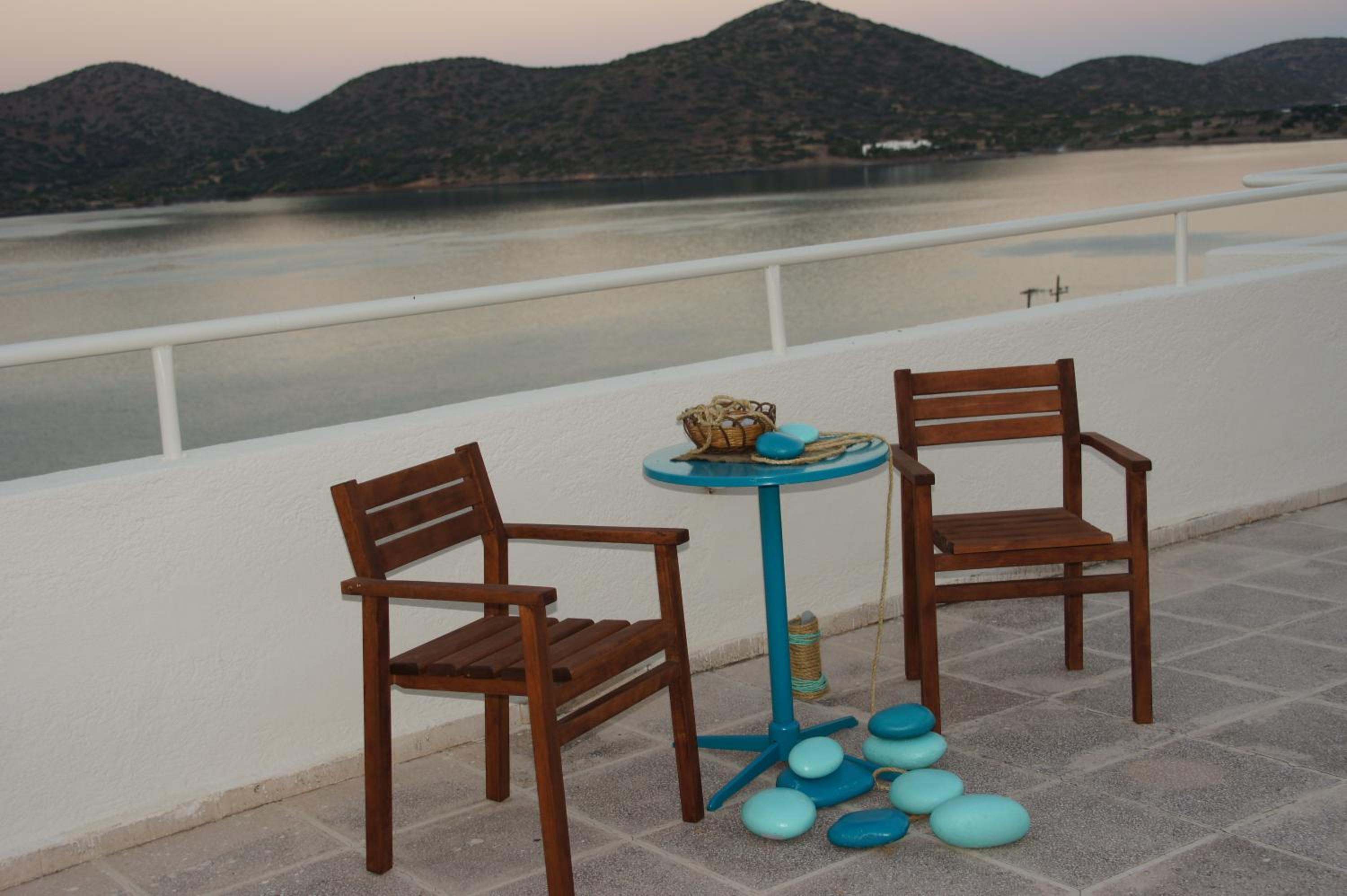 Apartment With Sea View photo 2