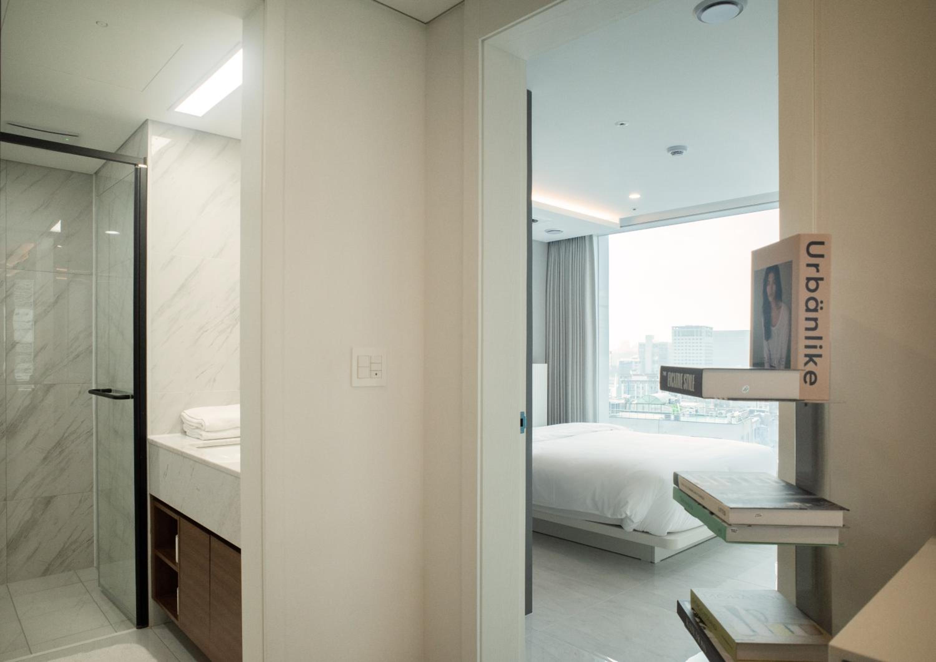 [Main Building] Standard Double - 24hours stay, 14:00 check in - 14:00 check out
