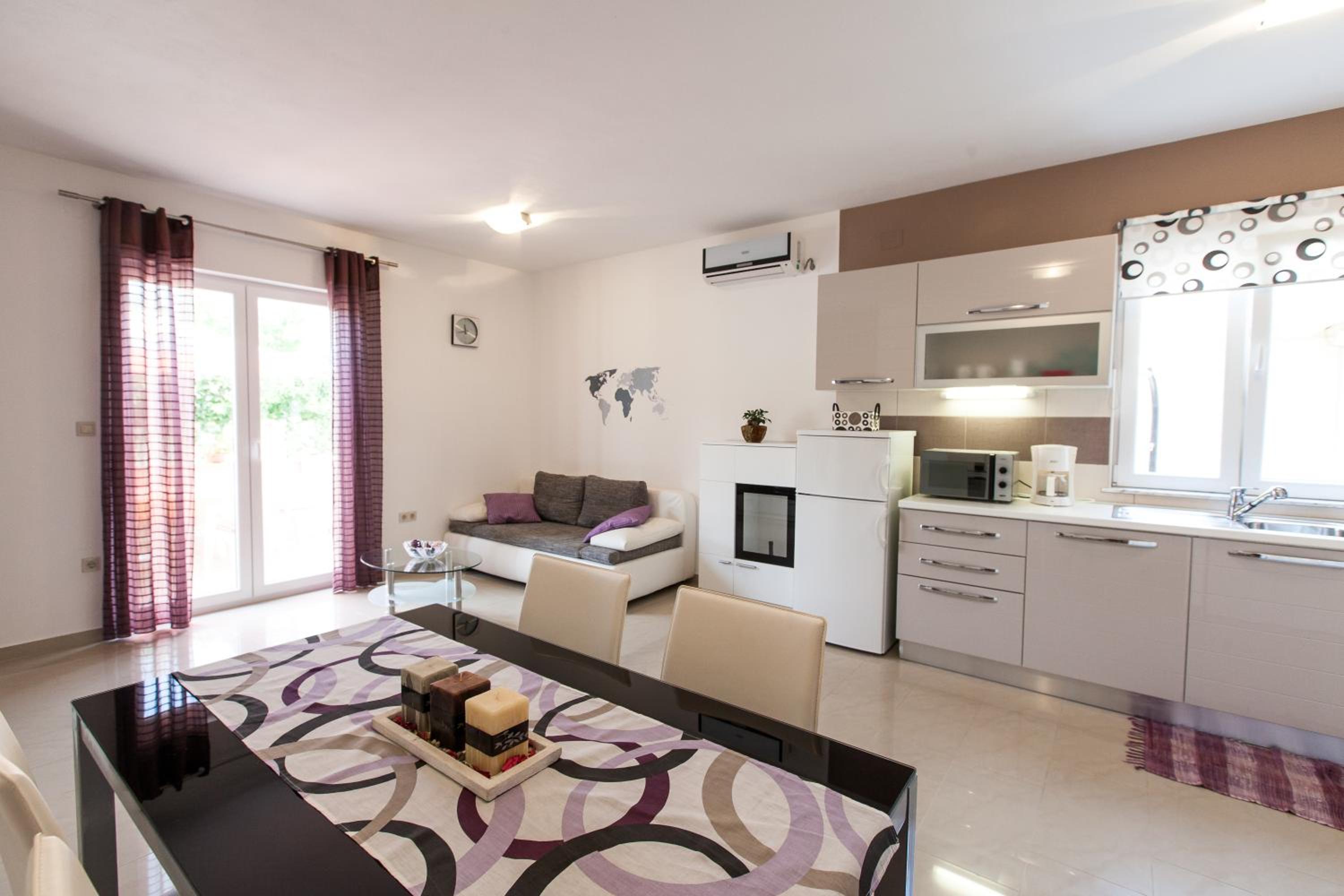 Two-Bedroom Apartment - Photo 32