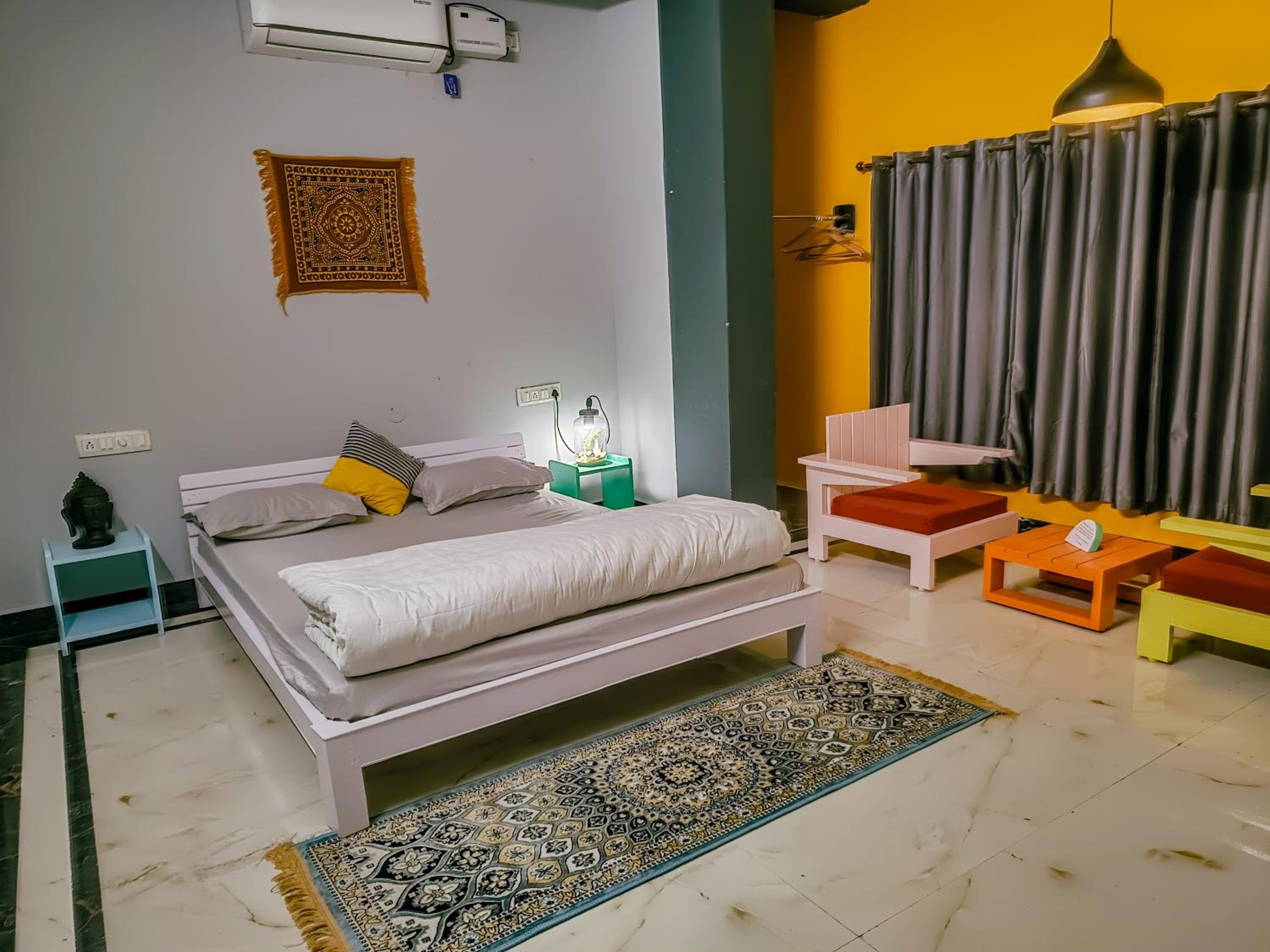 Double Room with Private Bathroom photo 1