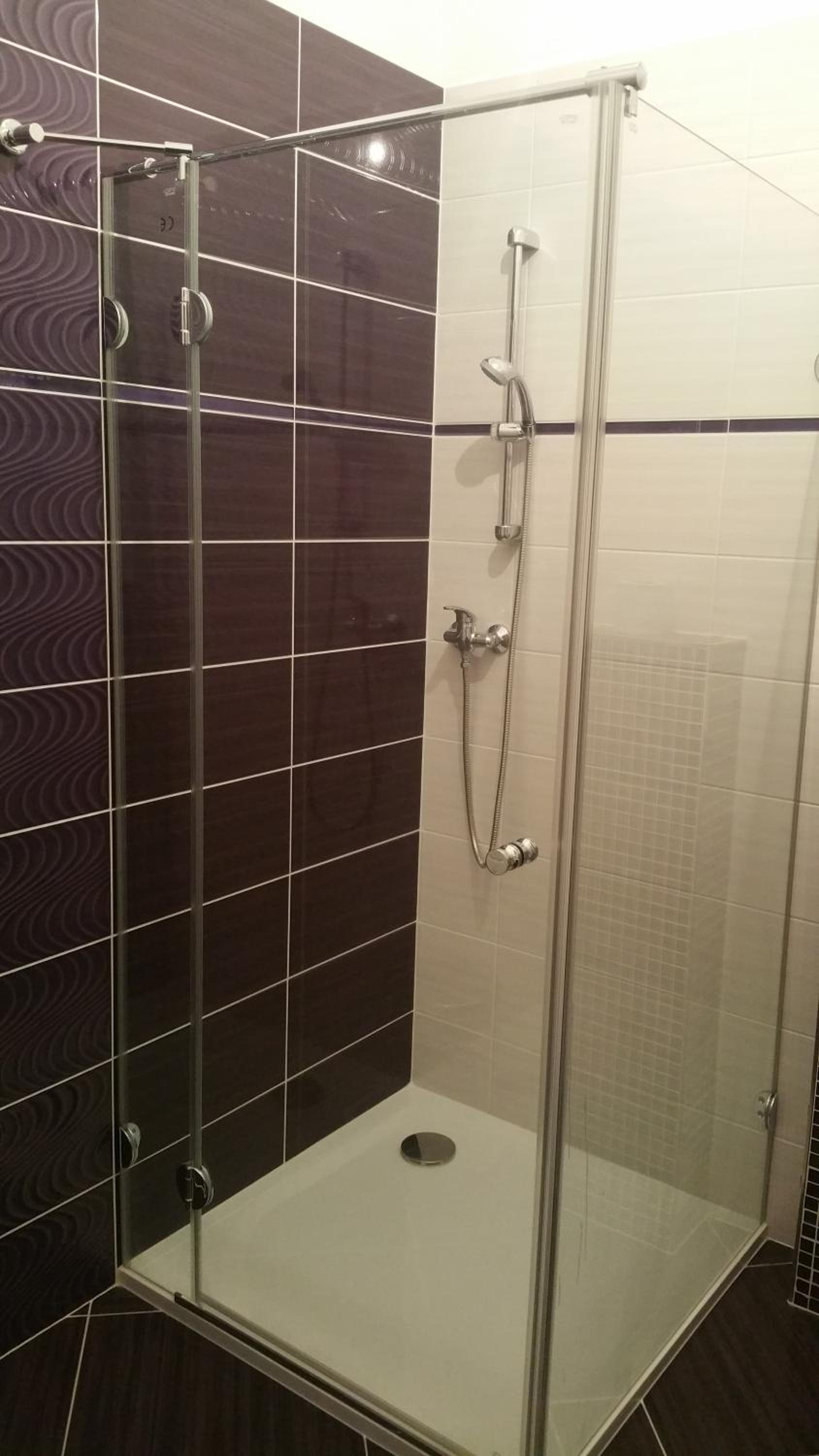 Triple Room with Double Bed and Shower photo 2