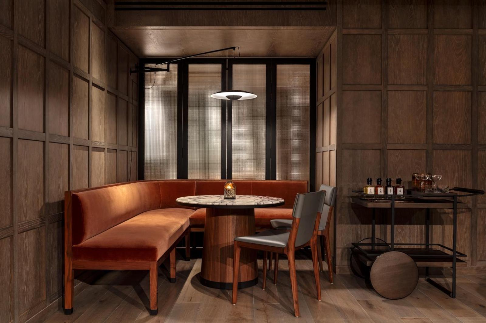 Signature Suite