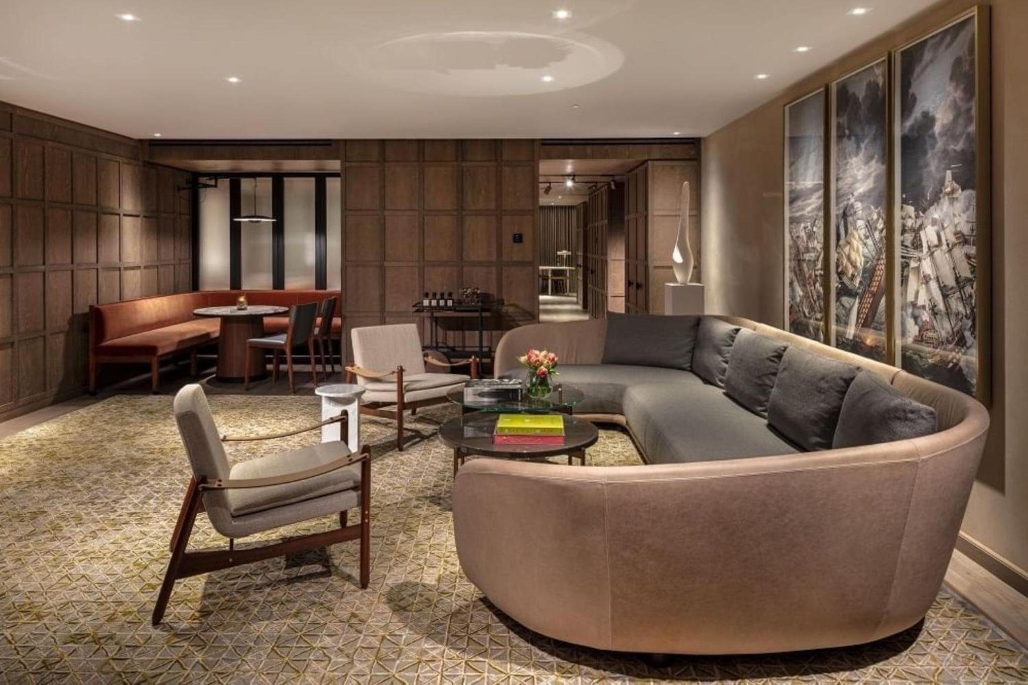 Signature Suite