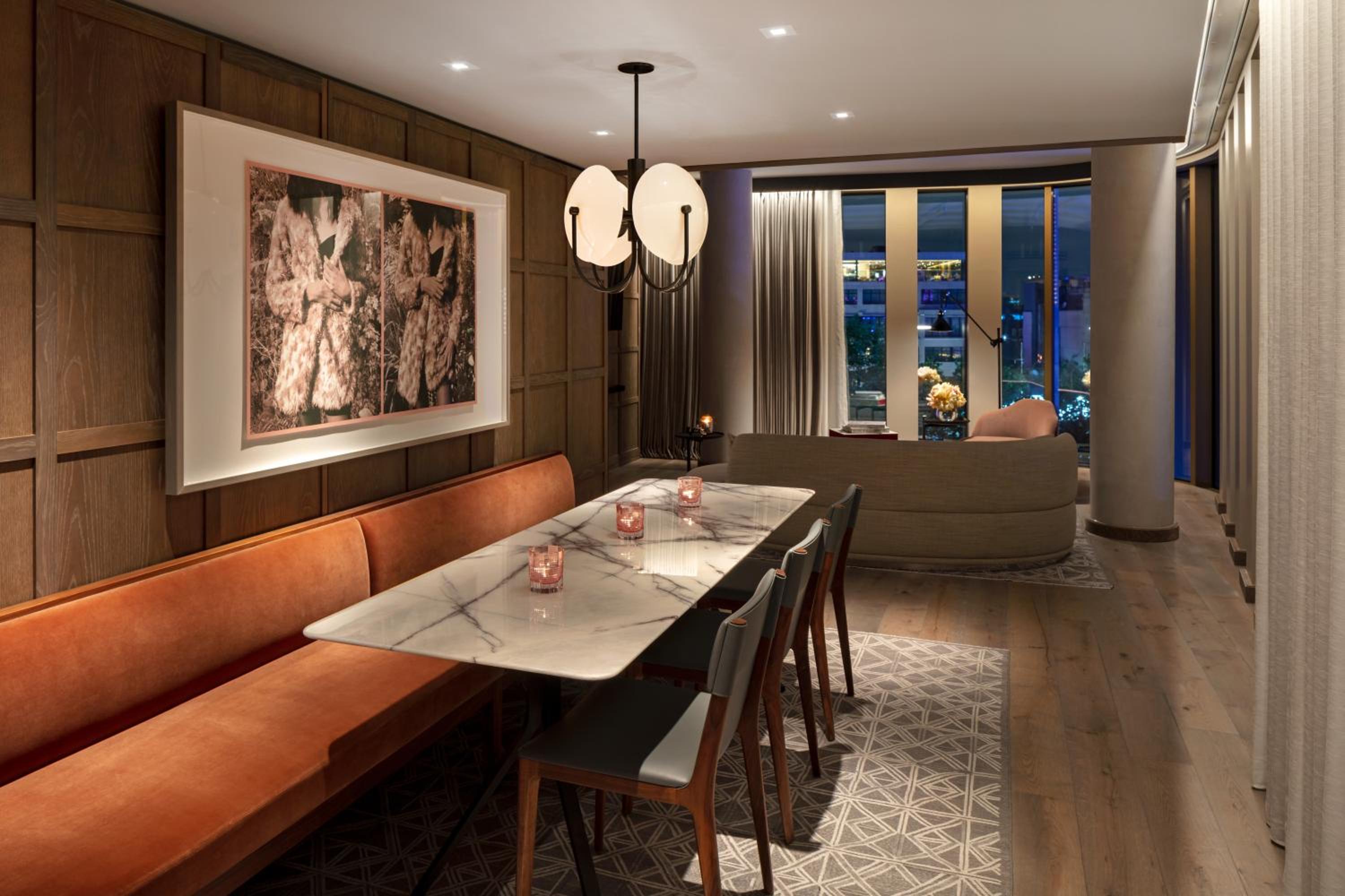 Tower Penthouse Suite thumbnail 5