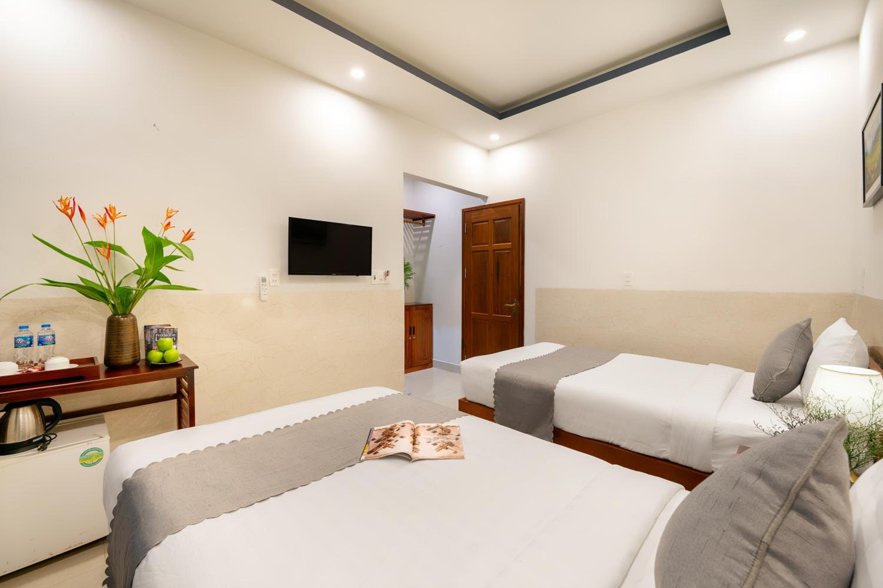 Deluxe Twin Room - Photo 8