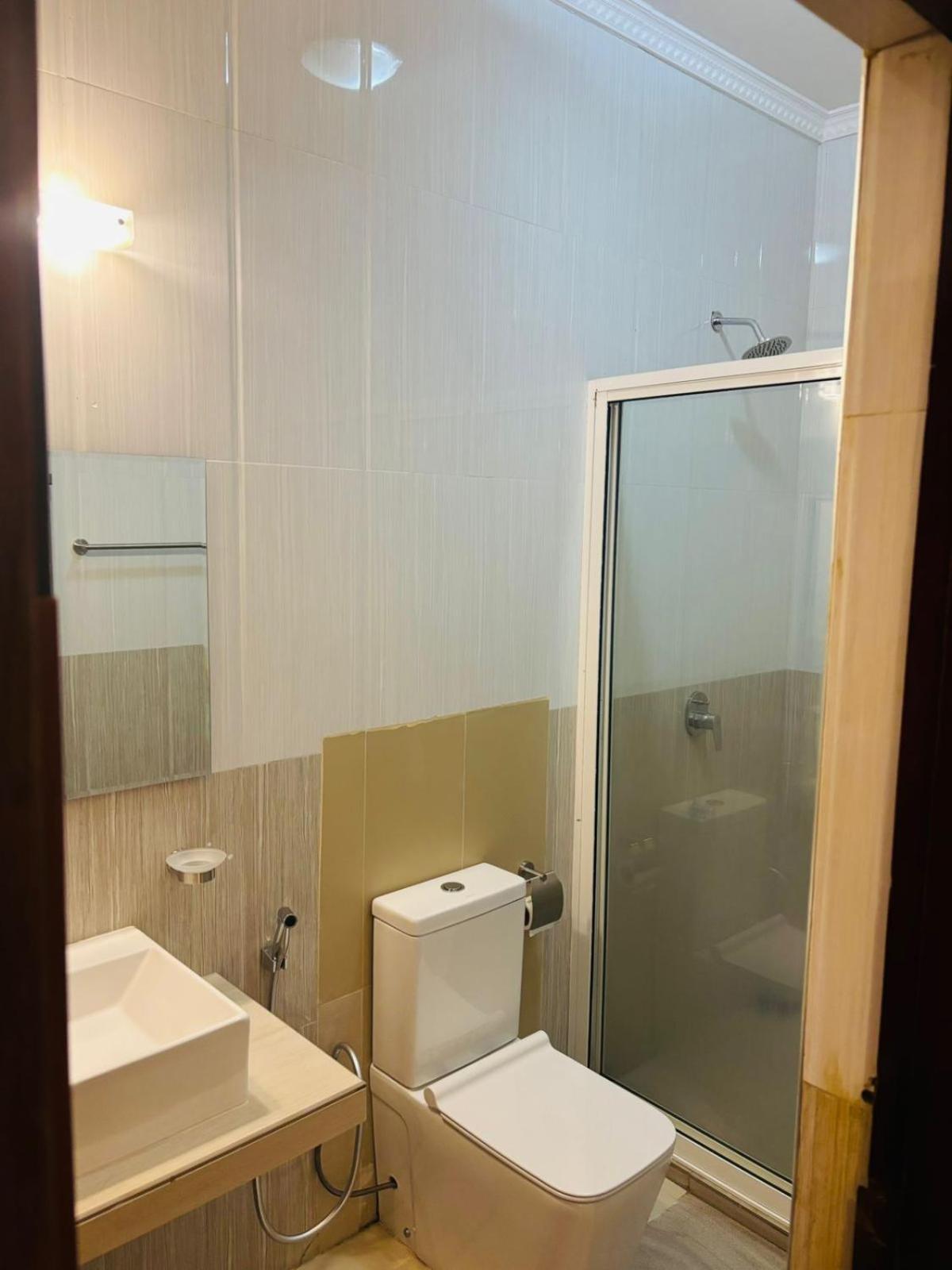 Budget Double Room photo 3