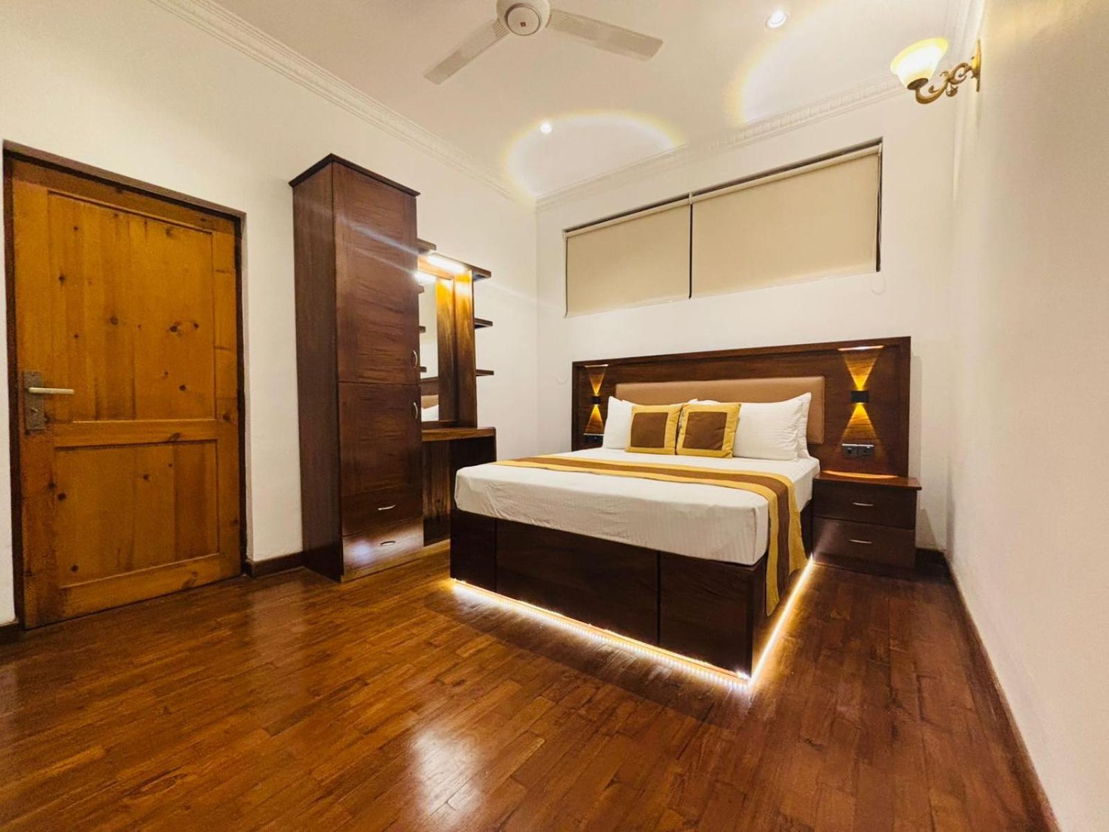 Budget Double Room photo 1