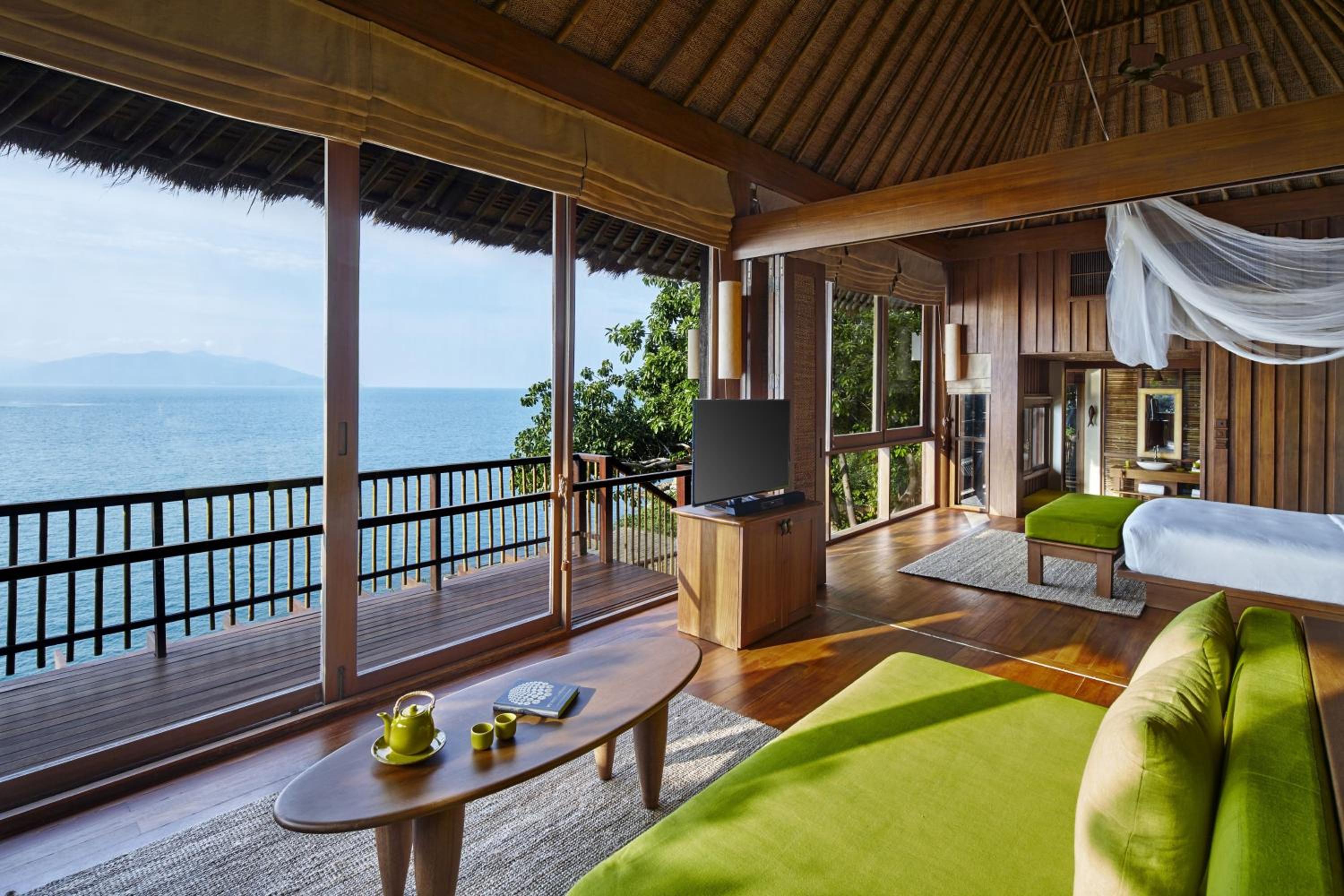 Ocean Front Pool Villa Suite  photo 3
