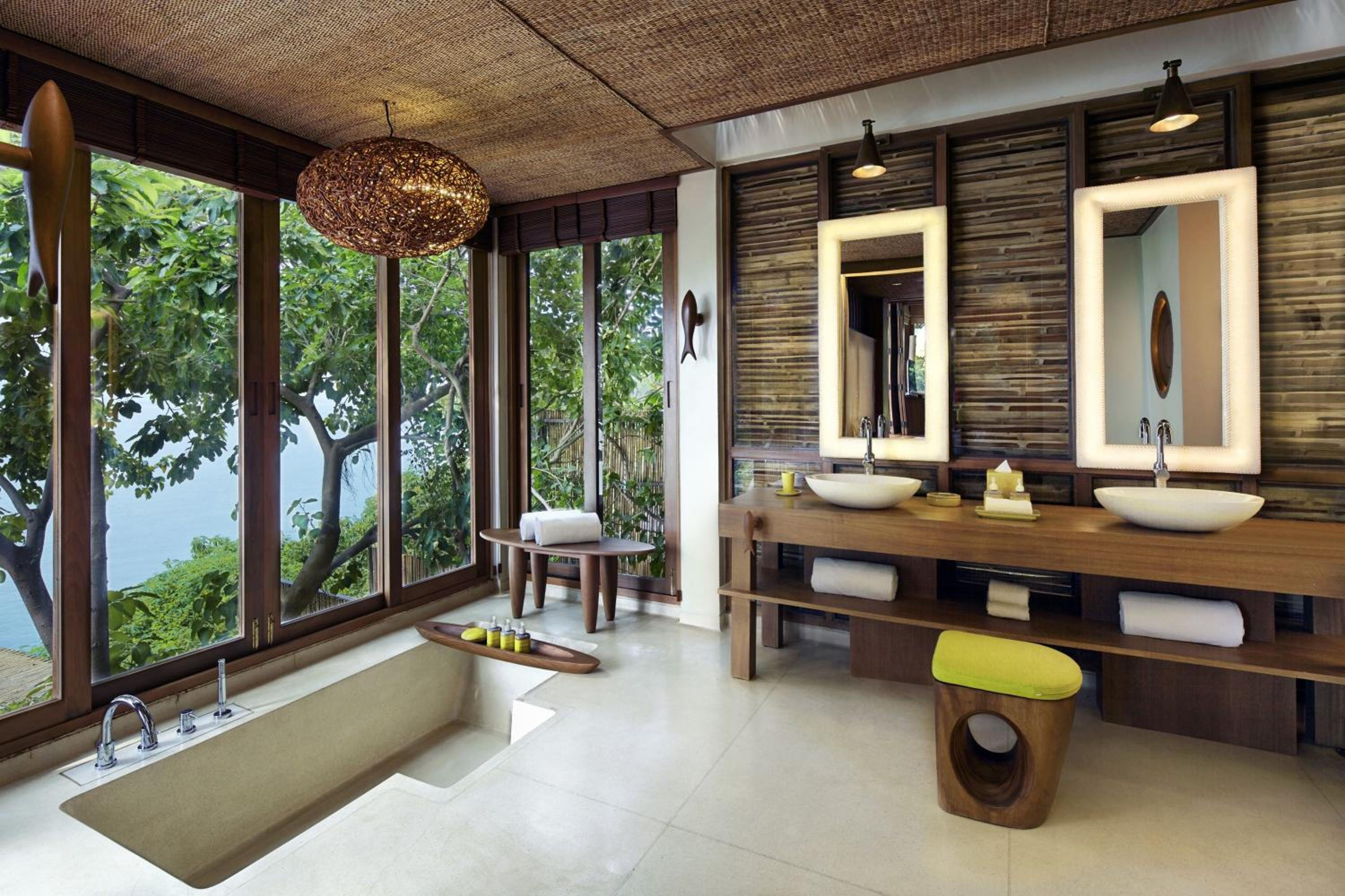 Ocean Front Pool Villa Suite  photo 2