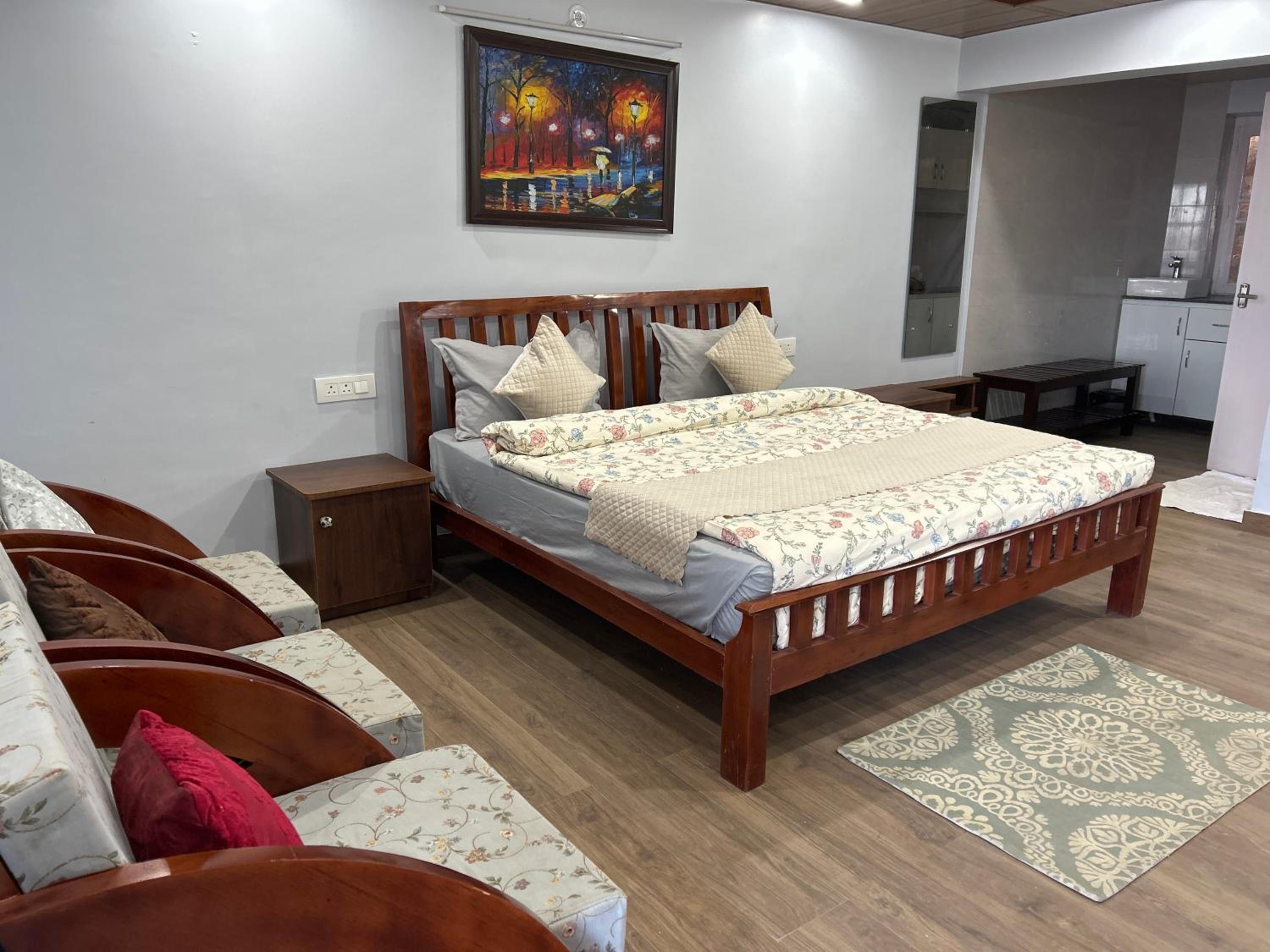 King Room with Mountain View