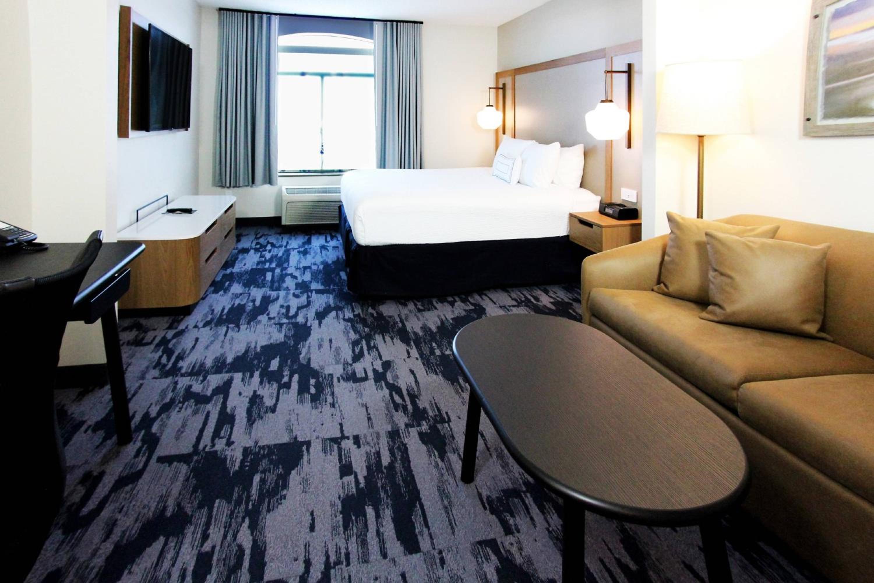 King Room - Hearing Accessible - Photo 1