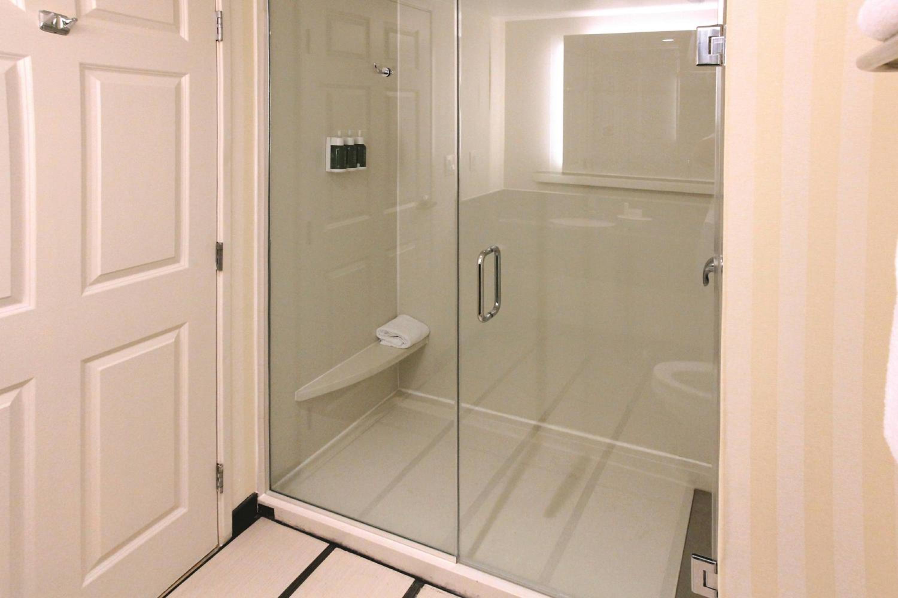 Double Room with Two Double Beds - PURE® Wellness - Photo 3