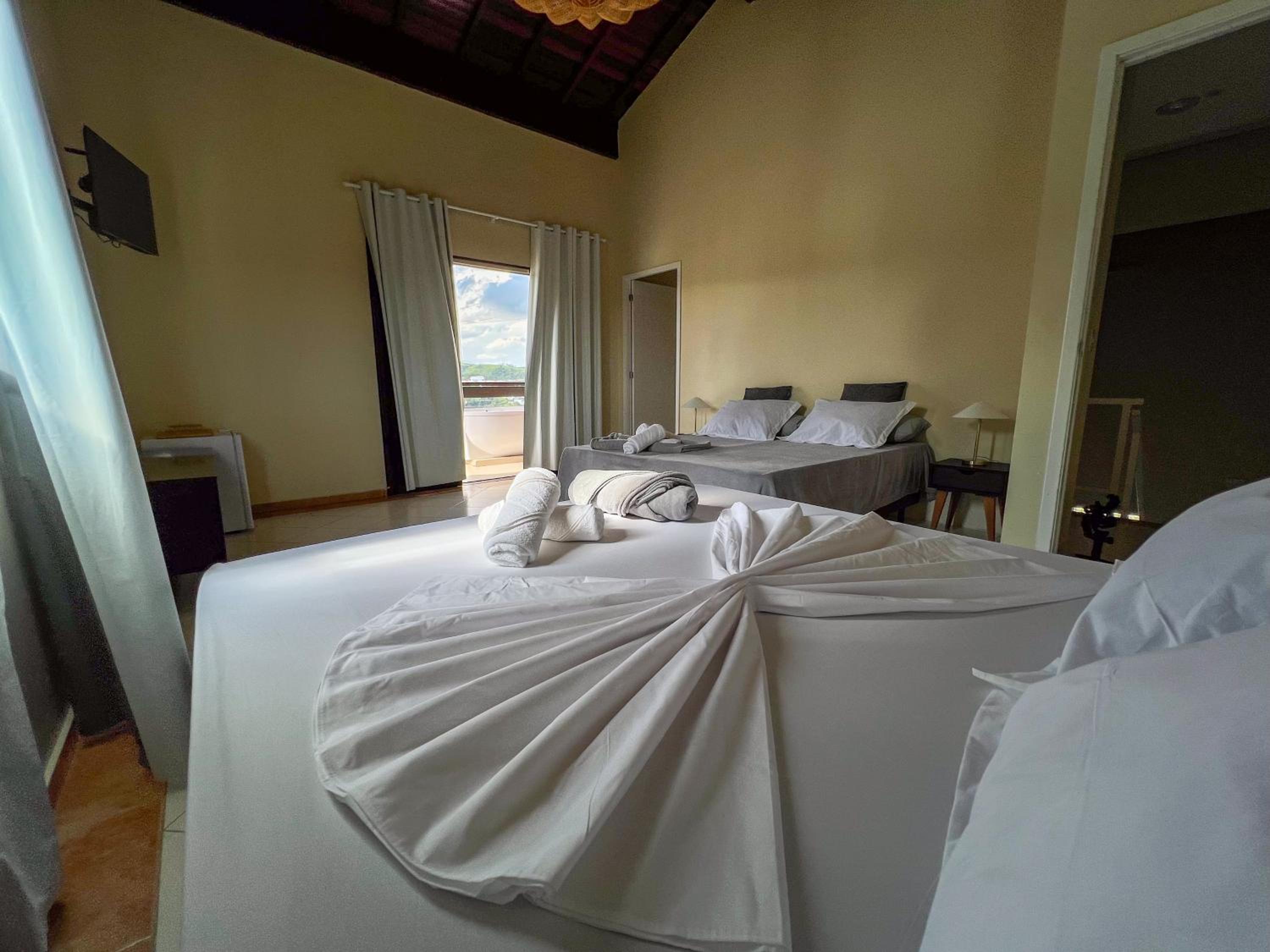 Quadruple Room with Bath photo 3