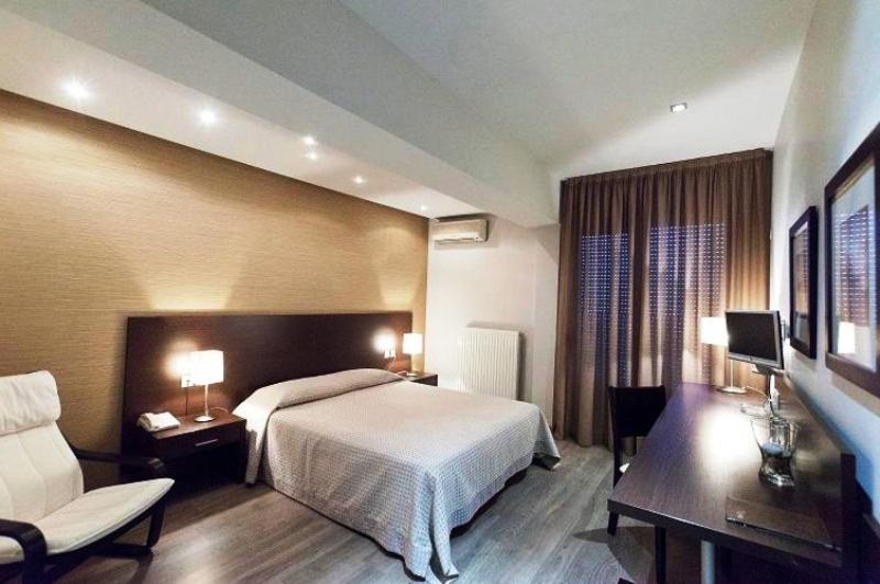 Superior Double or Twin Room - Photo 6