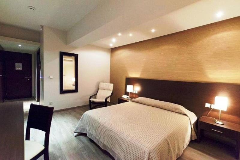 Superior Double or Twin Room - Photo 7