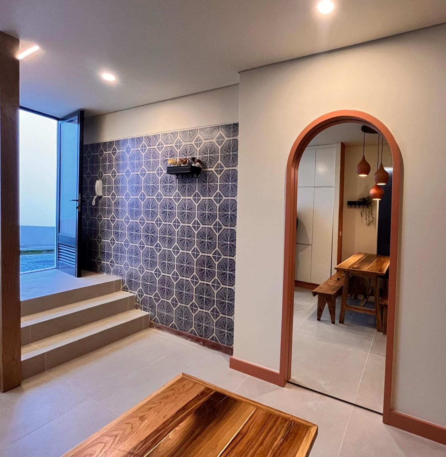 Two-Bedroom Deluxe Apartment - Photo 10