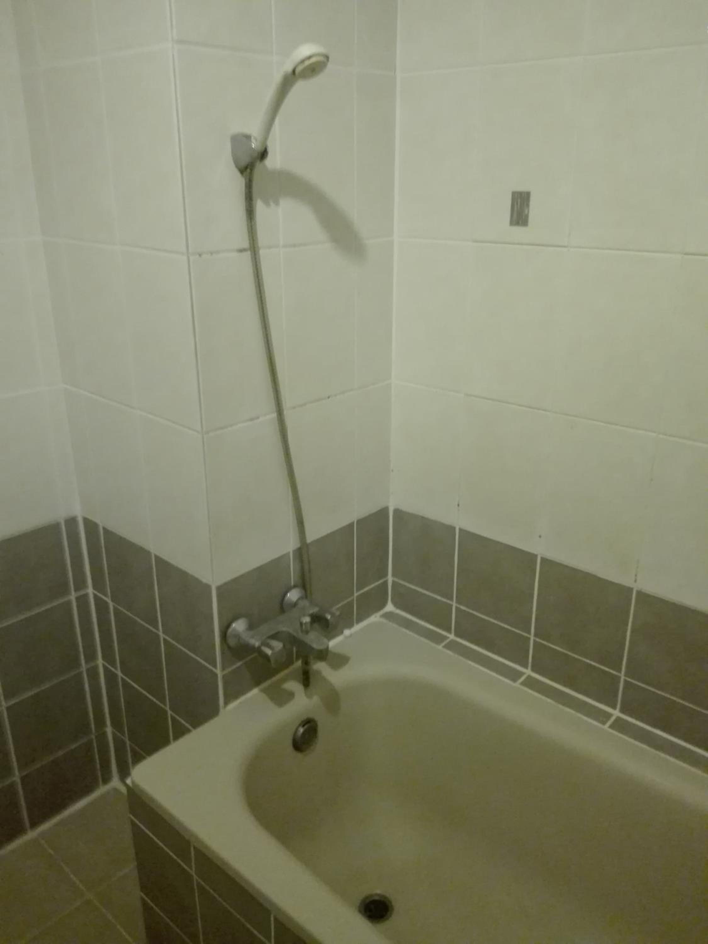 Standard Twin Room - Photo 2