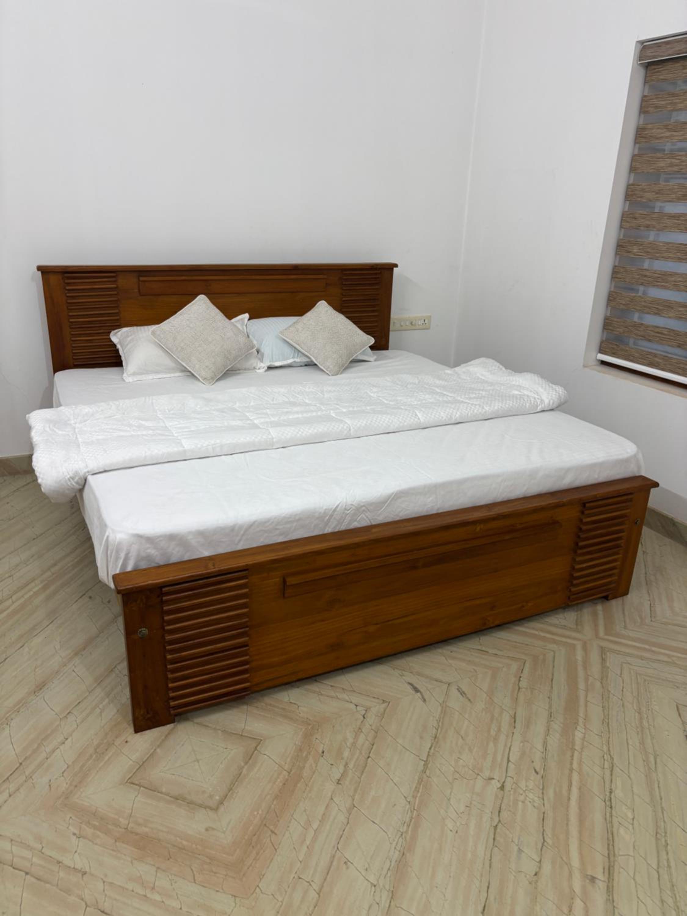 Triple Room with Private Bathroom