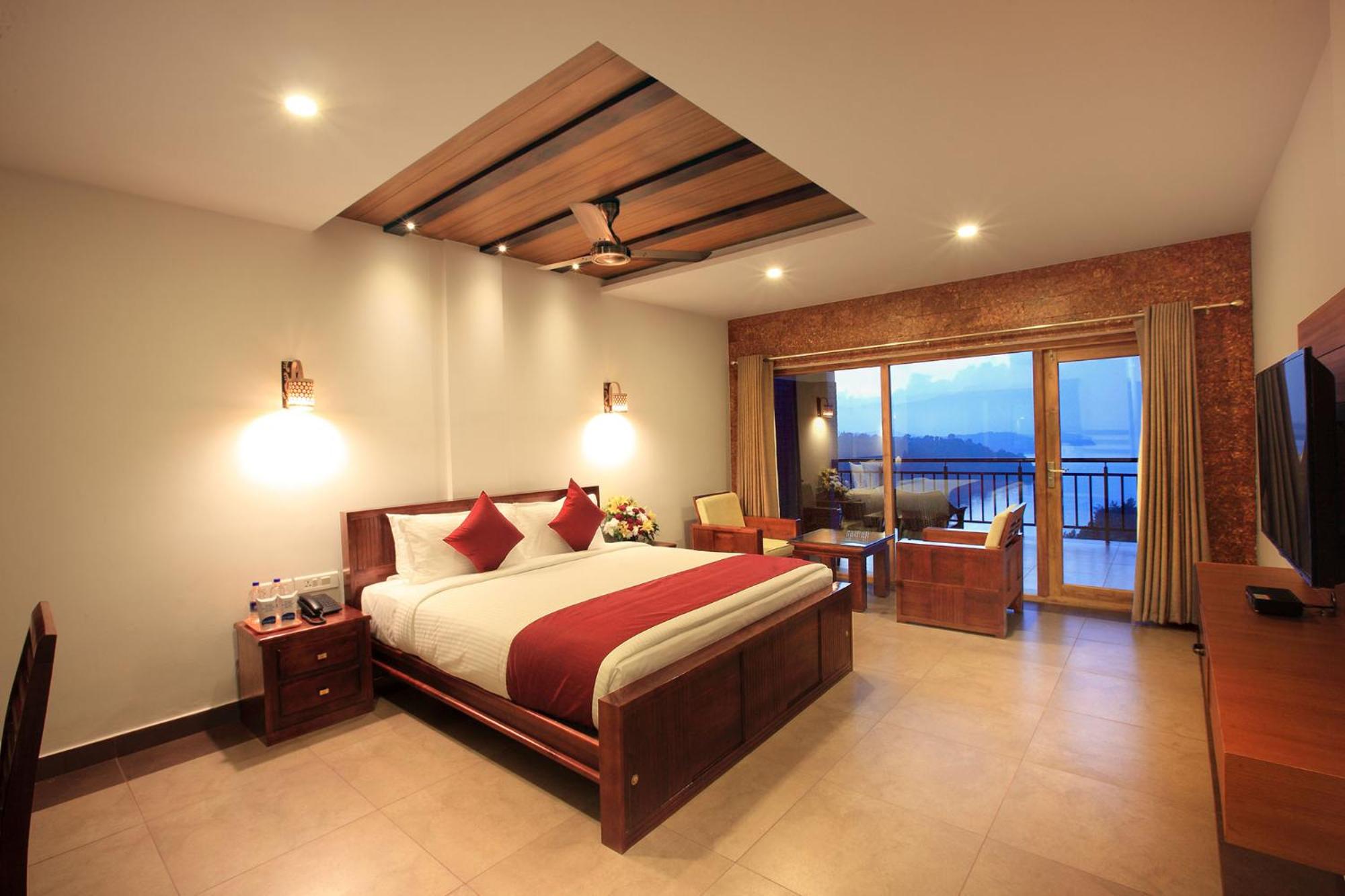 Lake View Romantic  - Photo 1