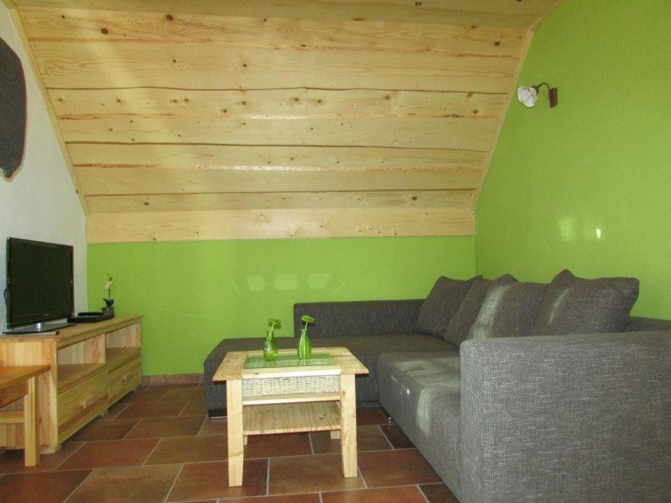 Two-Bedroom Apartment with Balcony - Photo 9