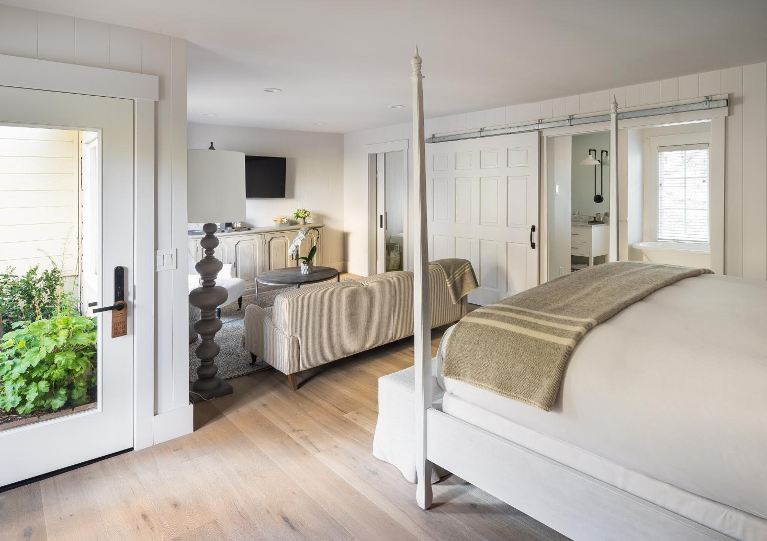 Suite photo 1