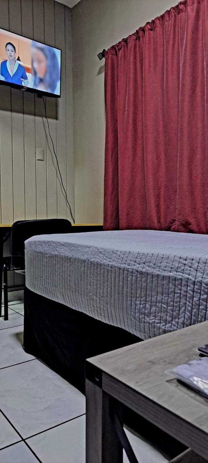 Standard Single Room with Shower photo 3