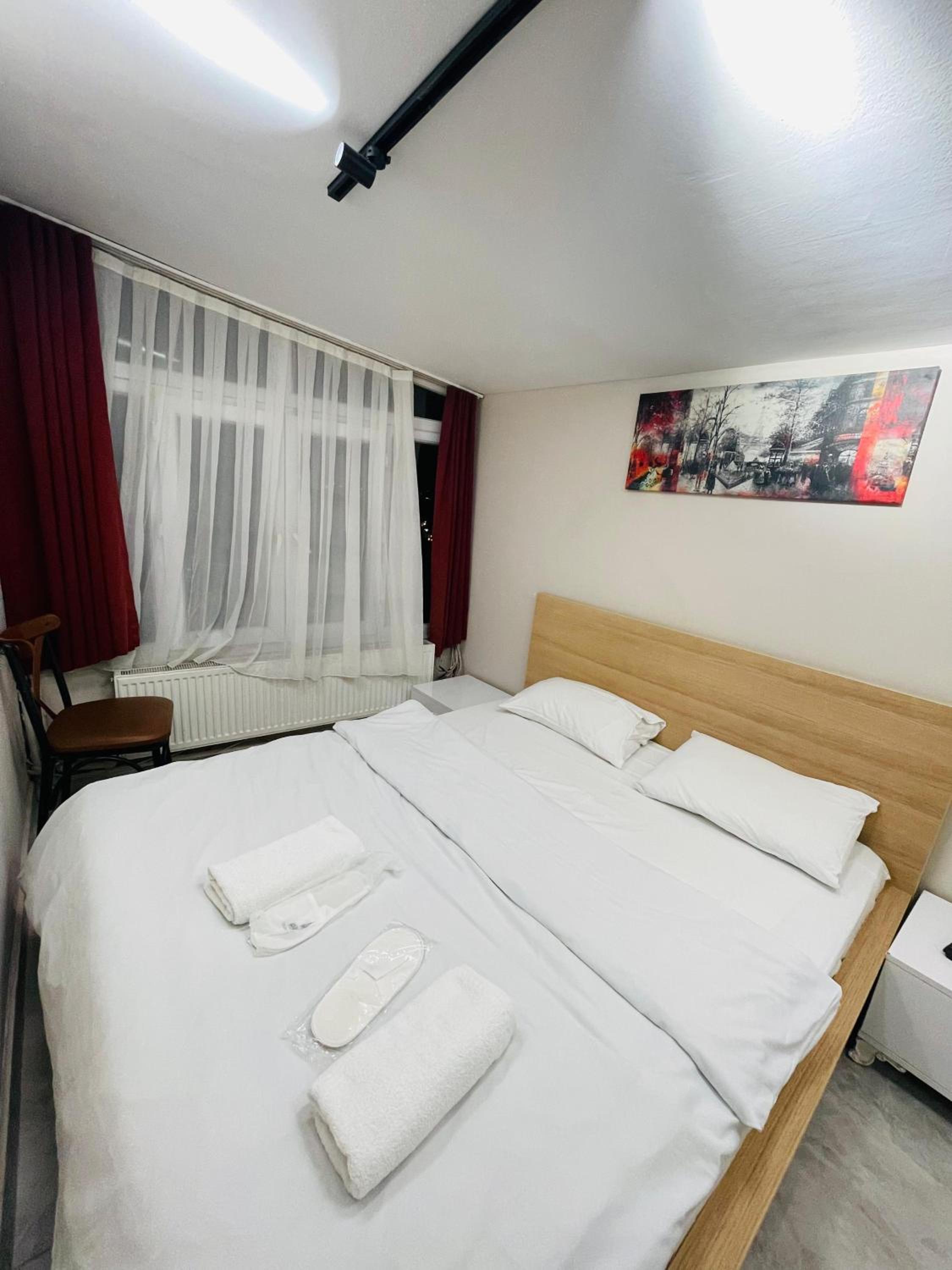Small Double Room photo 2