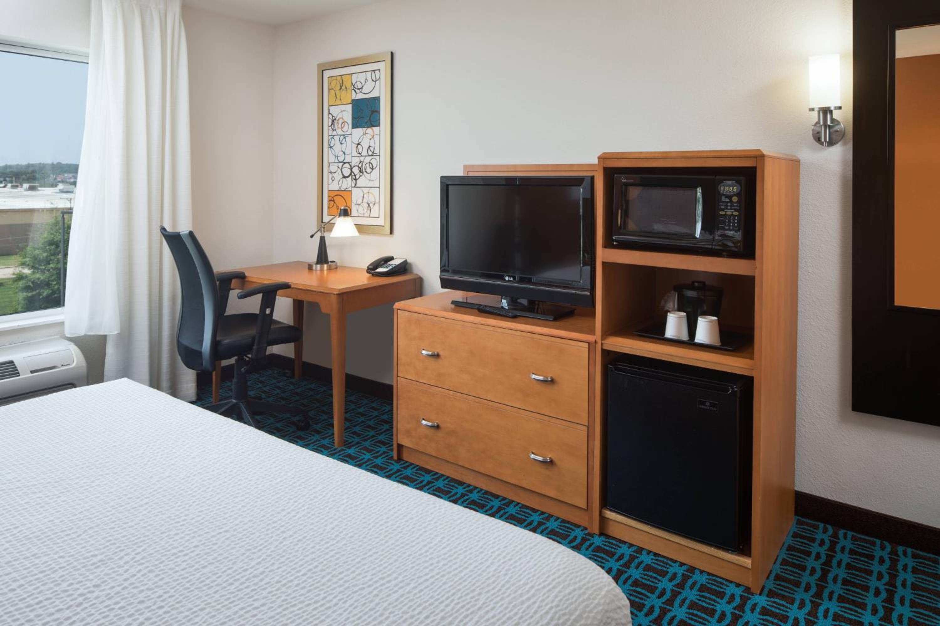King Room - Hearing Accessible - Photo 2