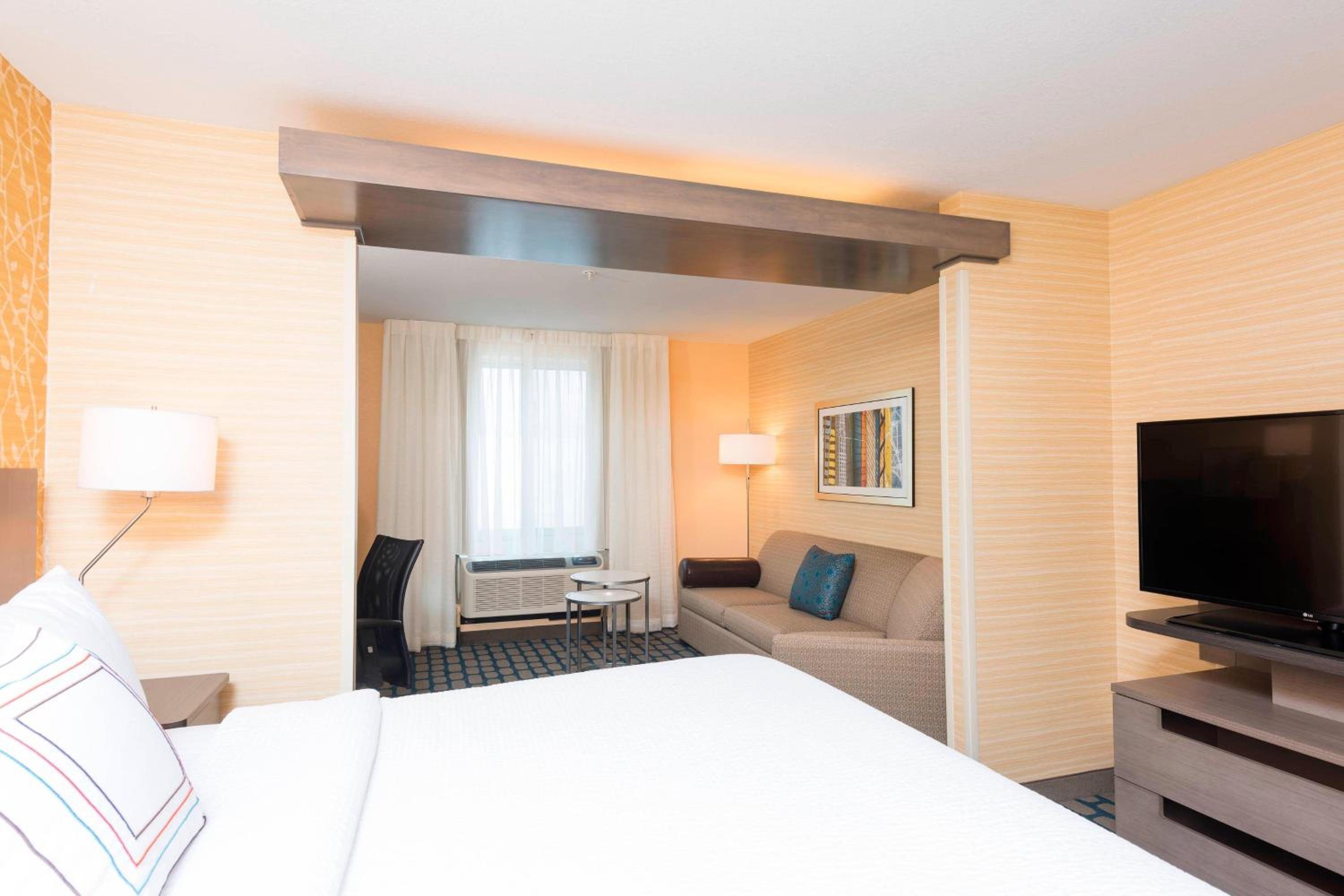 King Suite with Roll-In Shower - Mobility Accessible photo 2