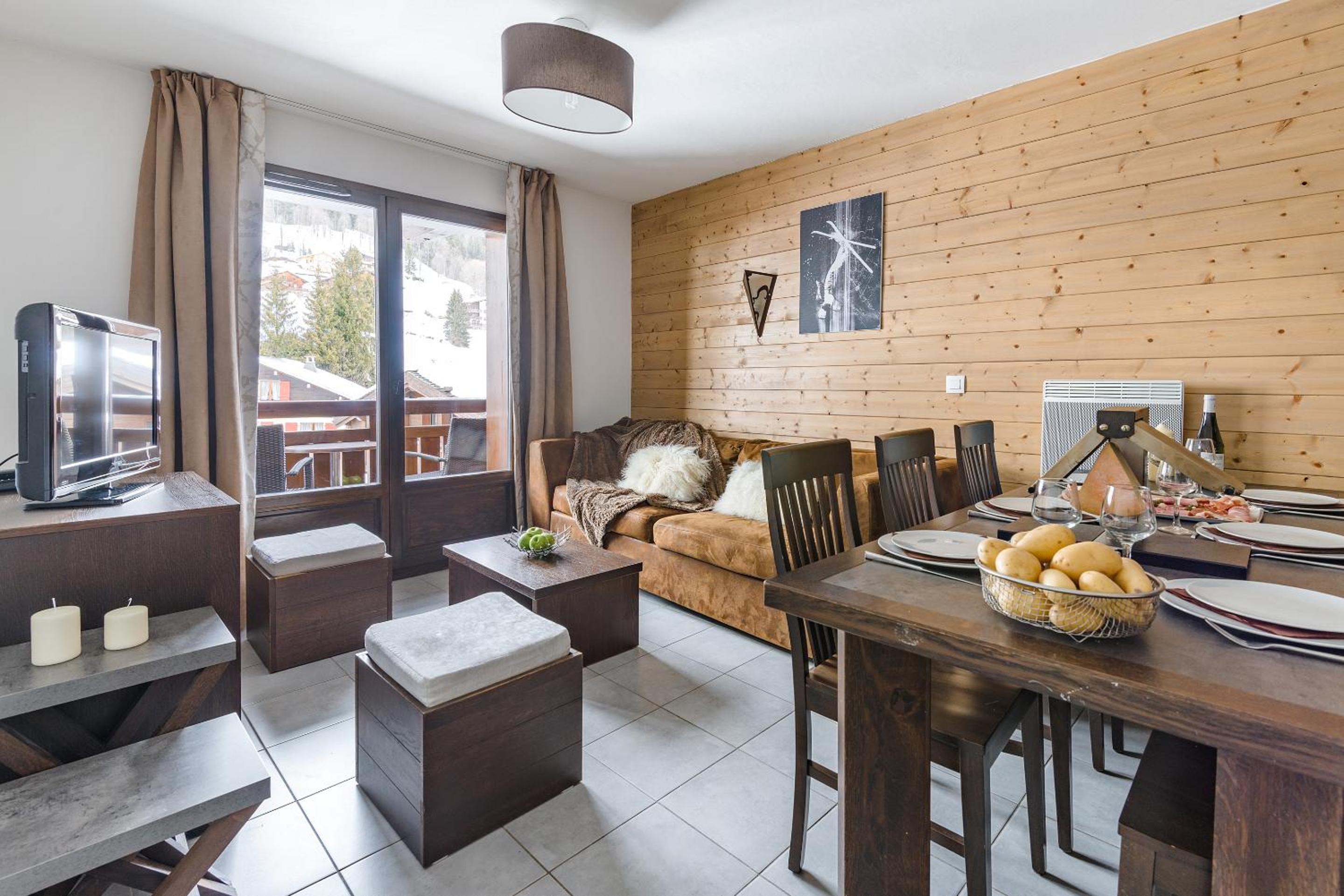 Three-Bedroom Apartment or Three-Bedroom Duplex (8 Adults)