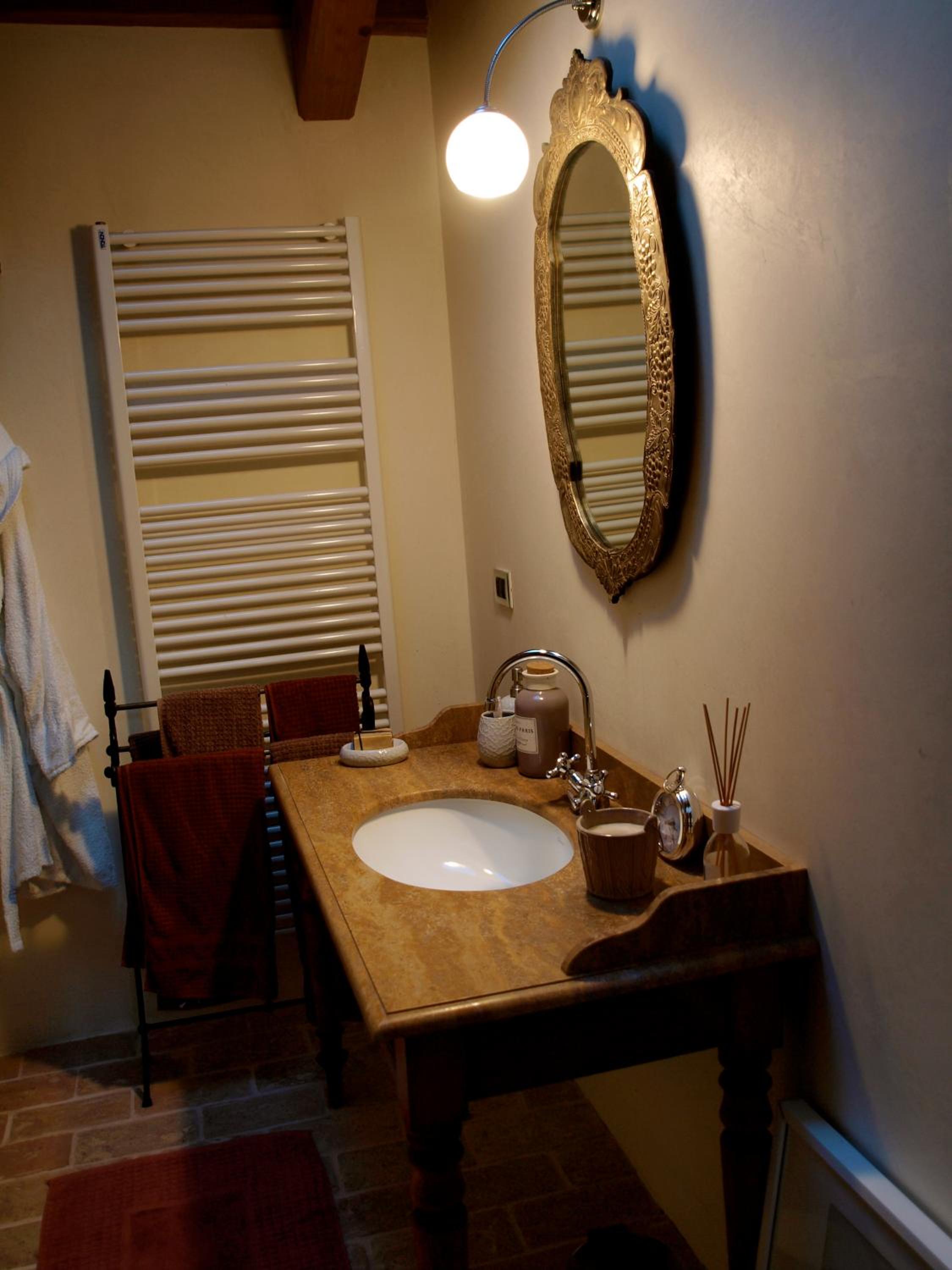 Suite - Photo 6