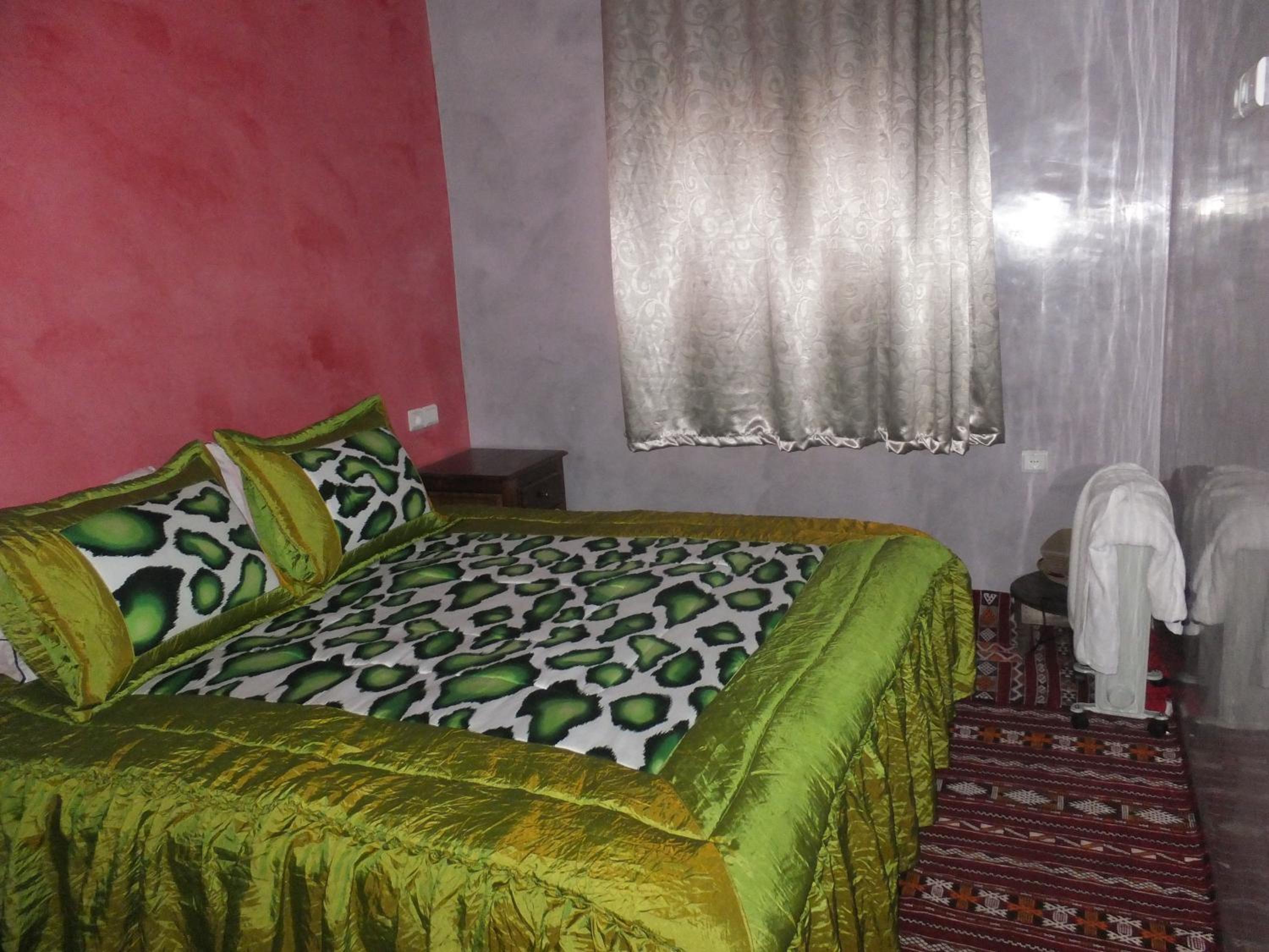 Deluxe Double Room with Shower photo 3