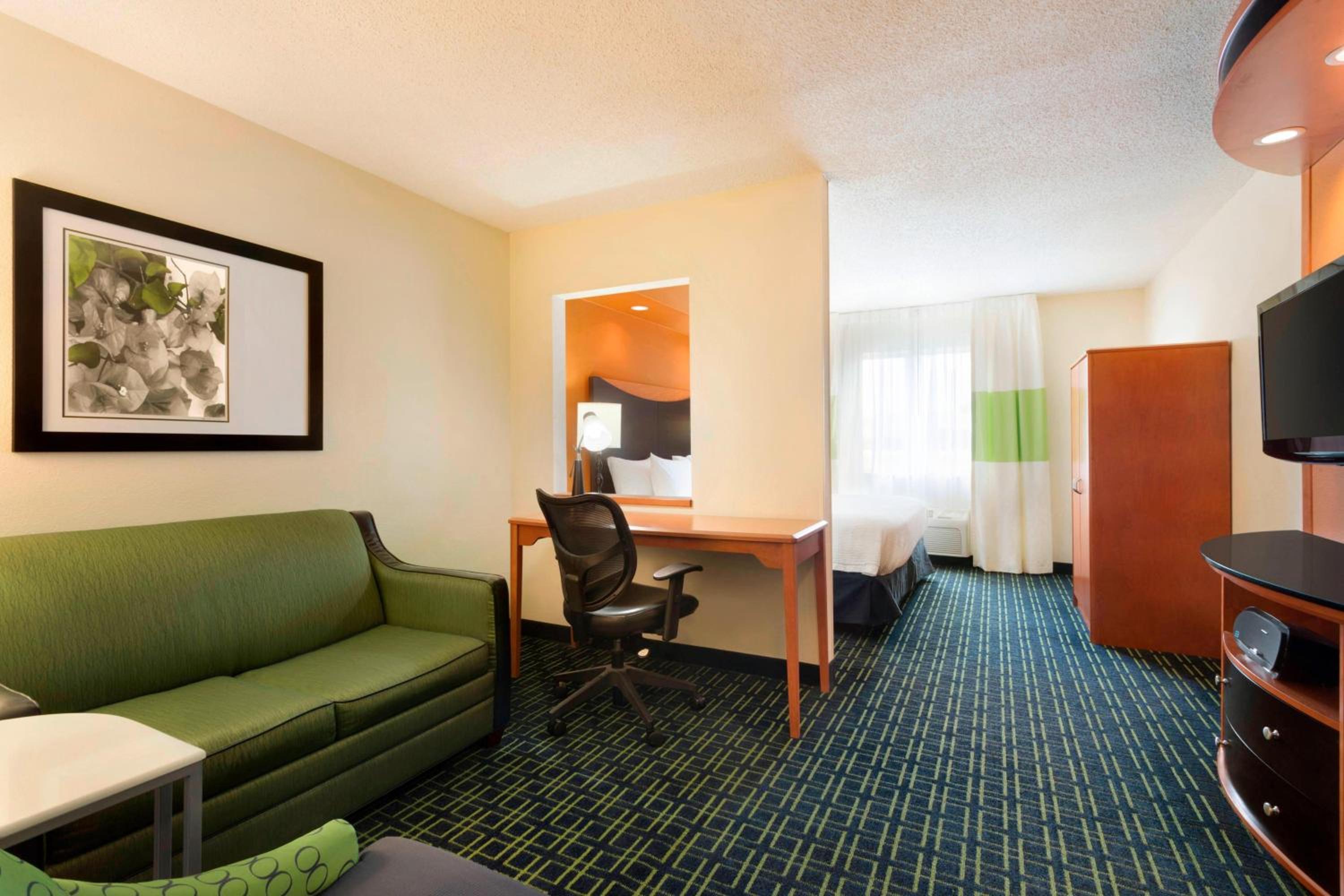 King Suite with Sofa Bed - Photo 3