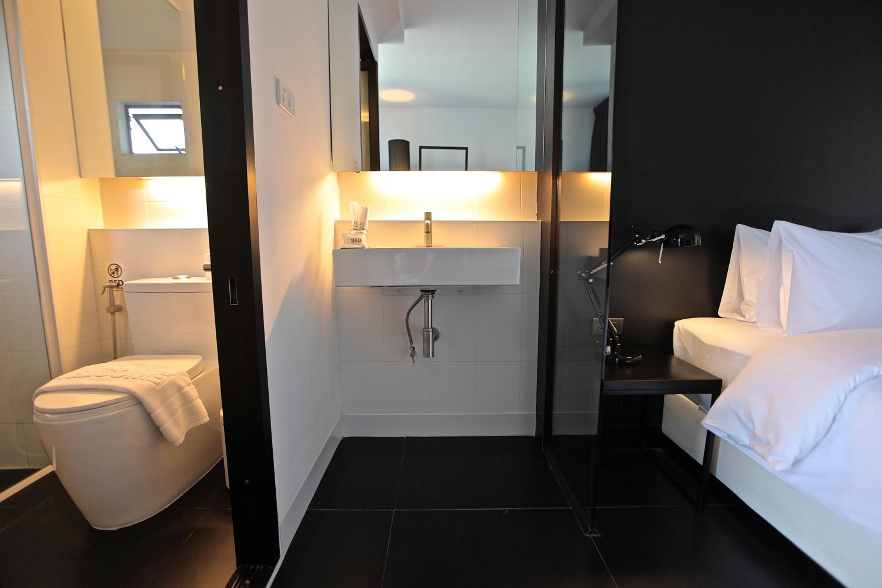 Standard Twin Room - Photo 5