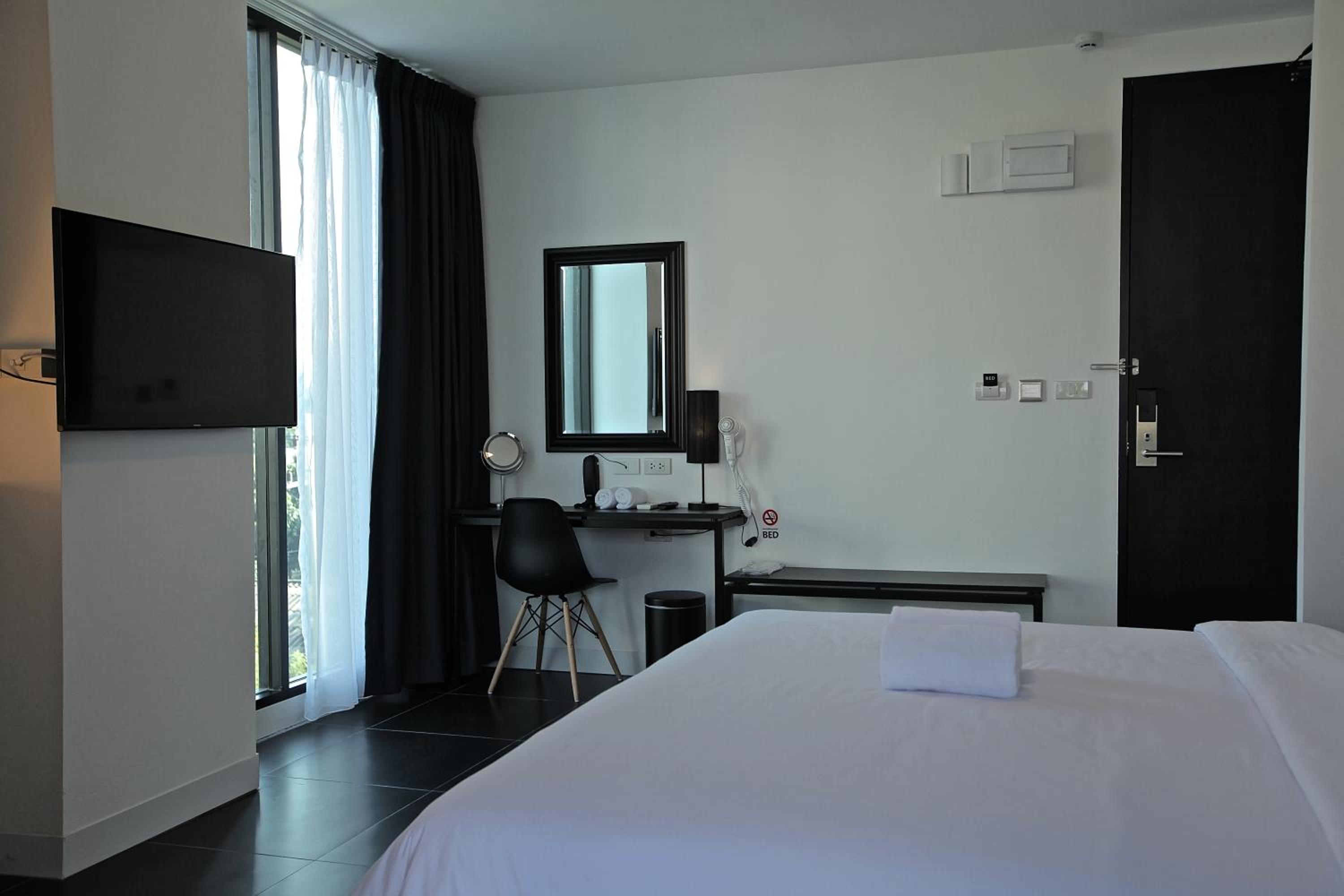Standard Double Room - Photo 14