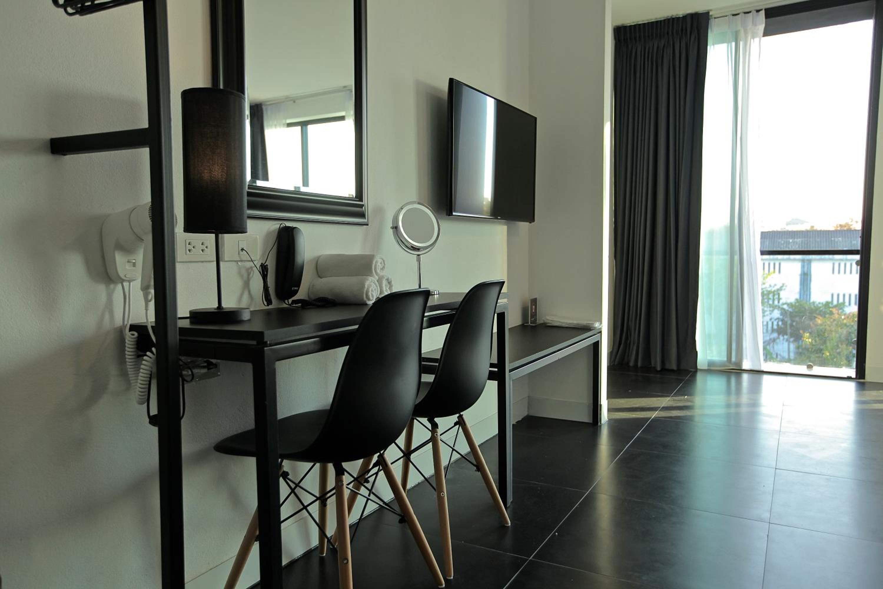 Standard Triple Room - Photo 9
