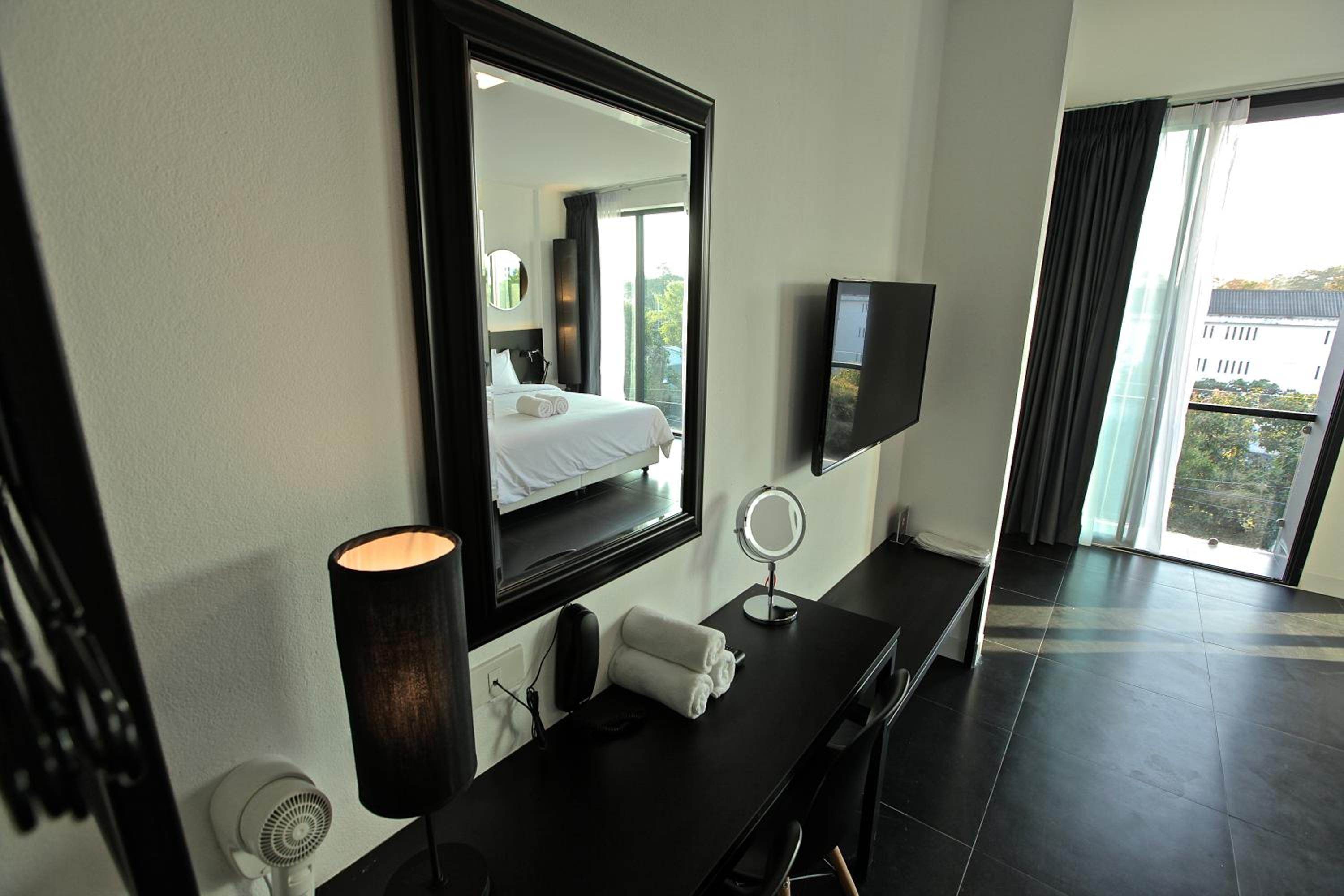 Standard Triple Room - Photo 8