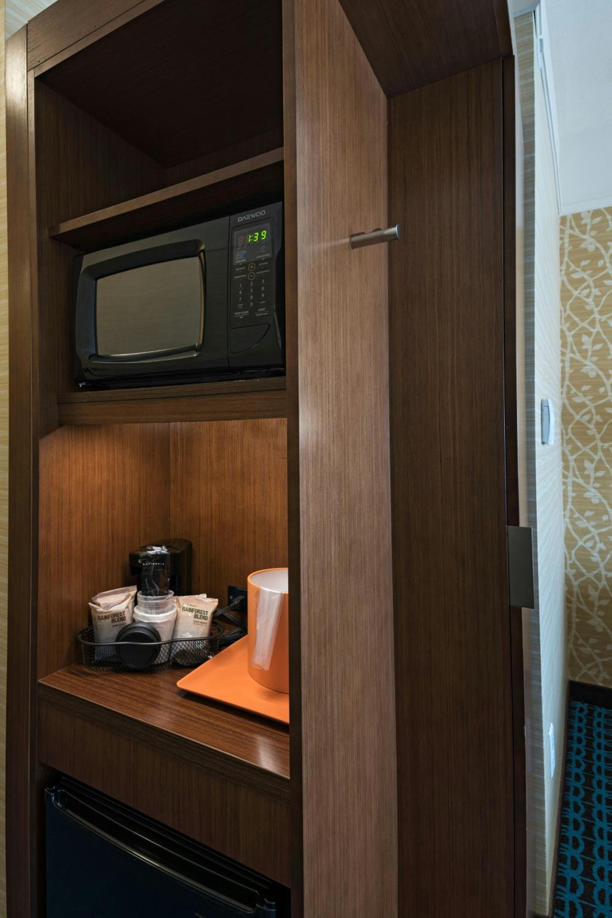 King Suite with Sofa Bed and Roll-in Shower - Mobility and Hearing Accessible - Photo 2