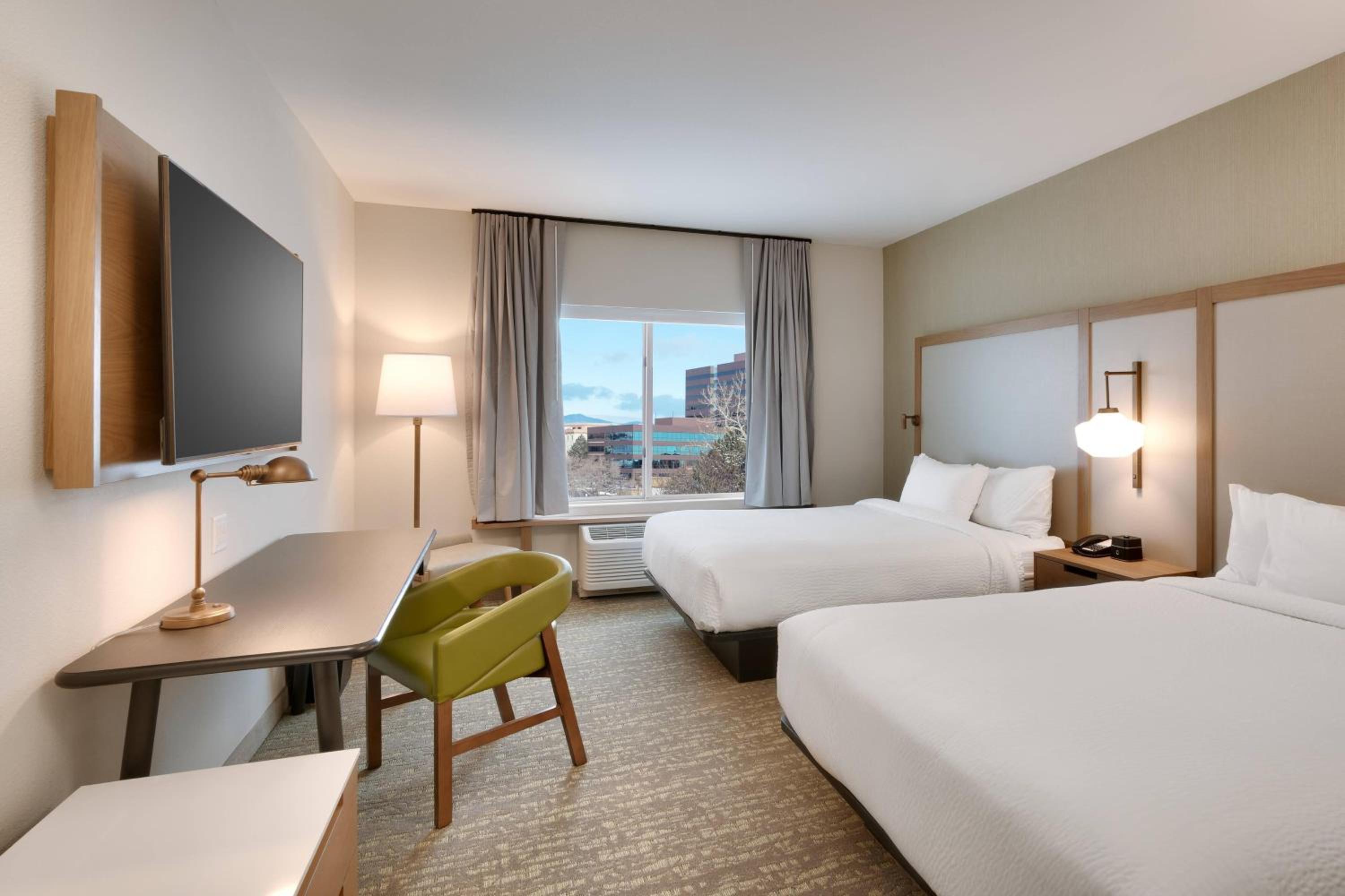 Queen Room with Two Queen Beds and Bathtub - Mobility Access photo 3