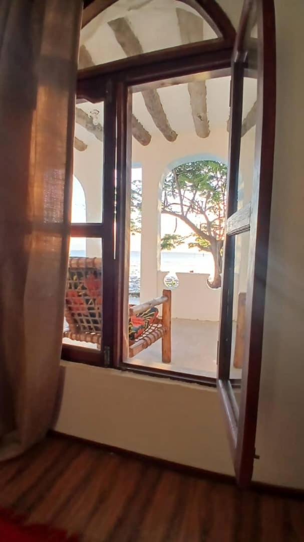 Bungalow with Sea View photo 3